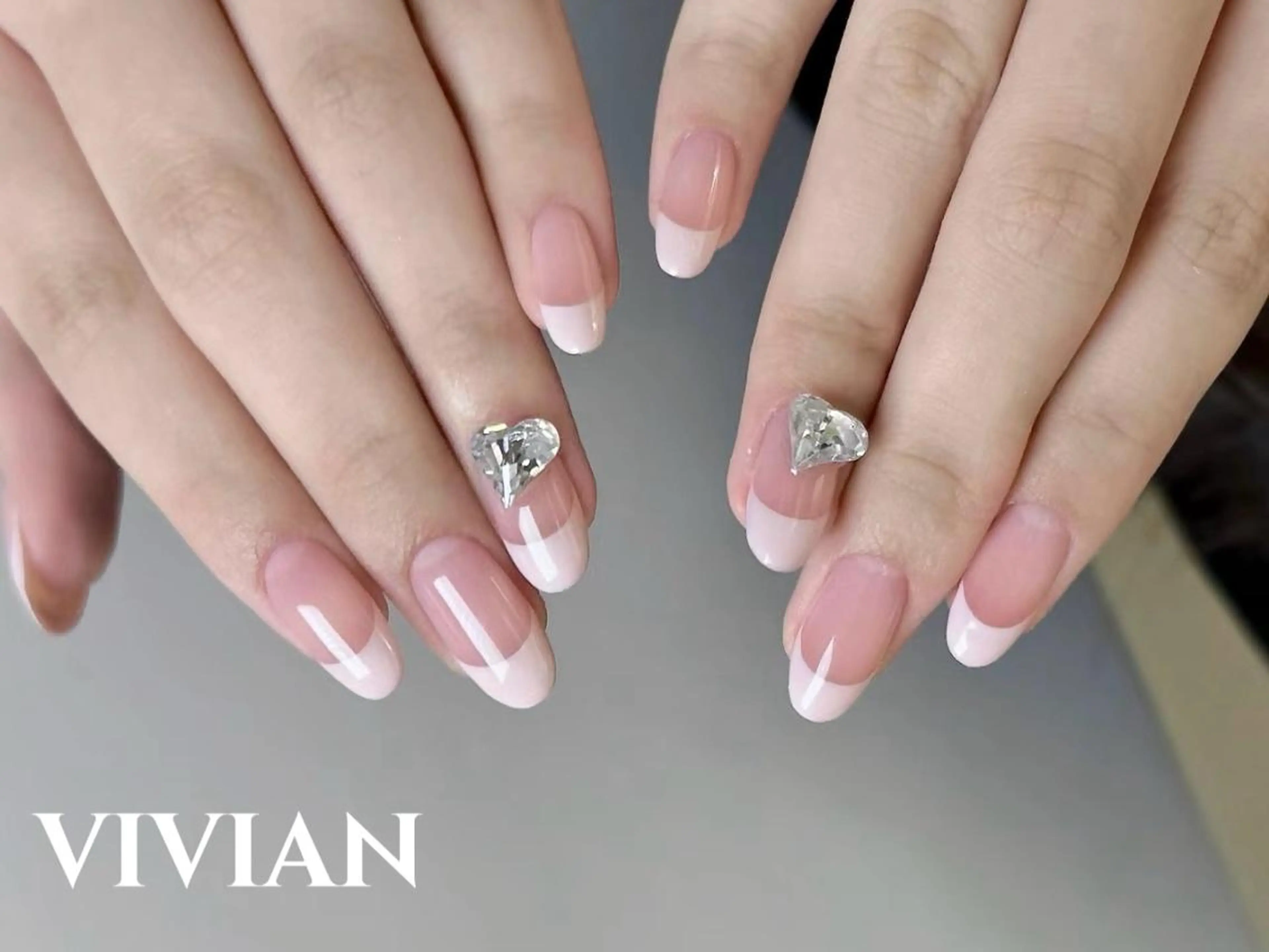 ネイル VIVIAN リサのネイルデザイン