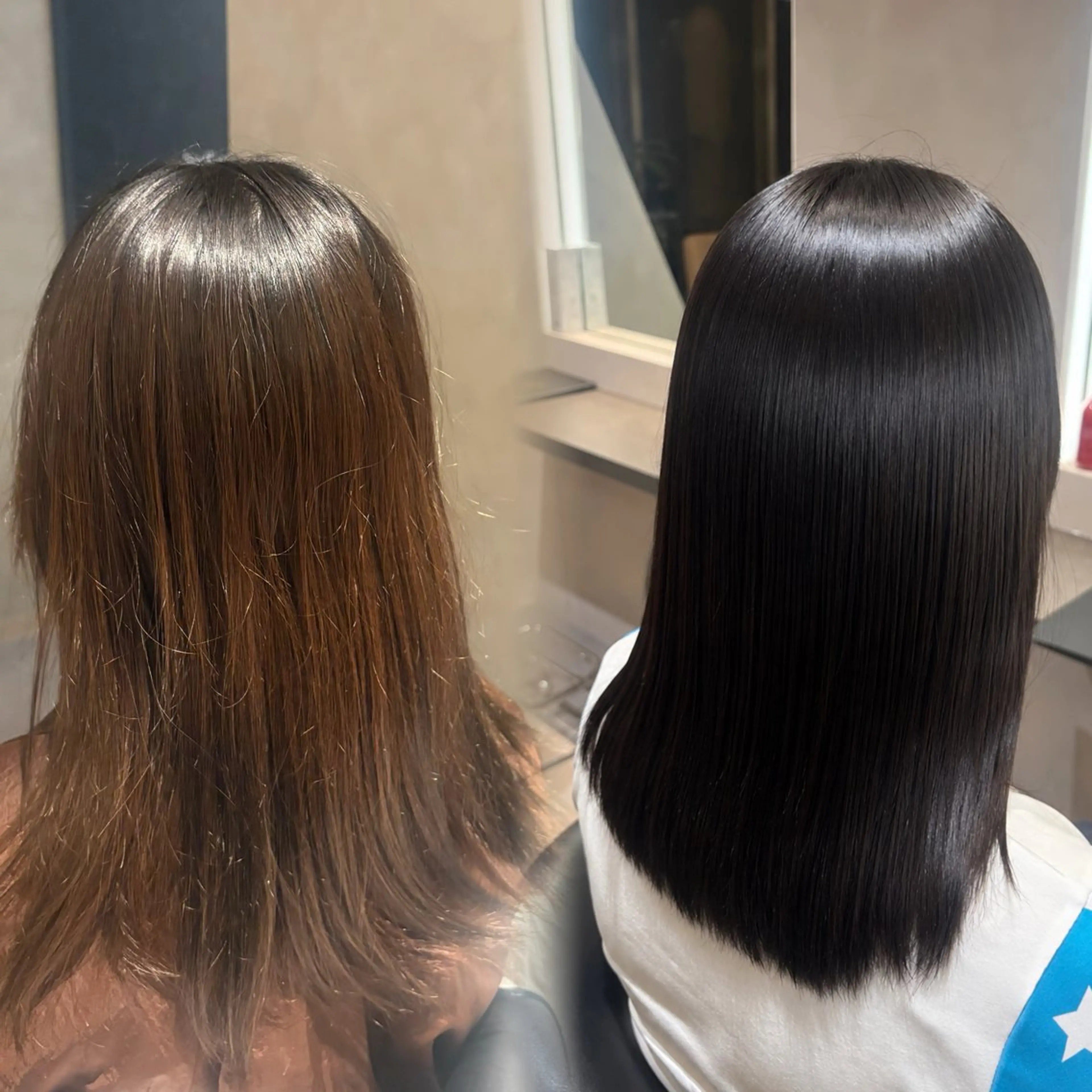 カラー 黒髪 ブルーカラー ブルーブラック ヘアカラー トリートメント 落合 真実のヘアスタイル