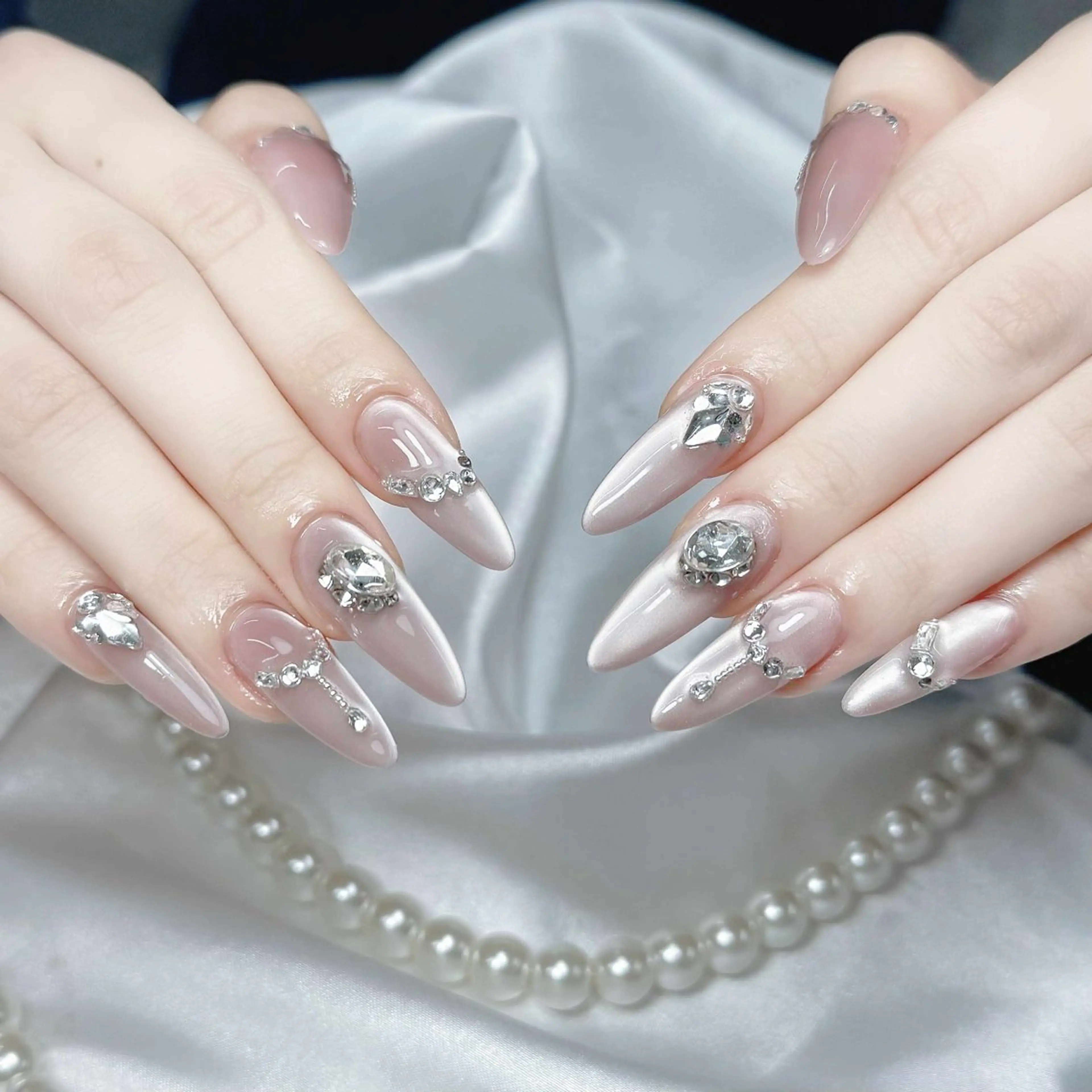 ネイル 韓国ネイル ロングネイル ニュアンスネイル ピンク スカルプネイル Nova Nail Salonのネイルデザイン