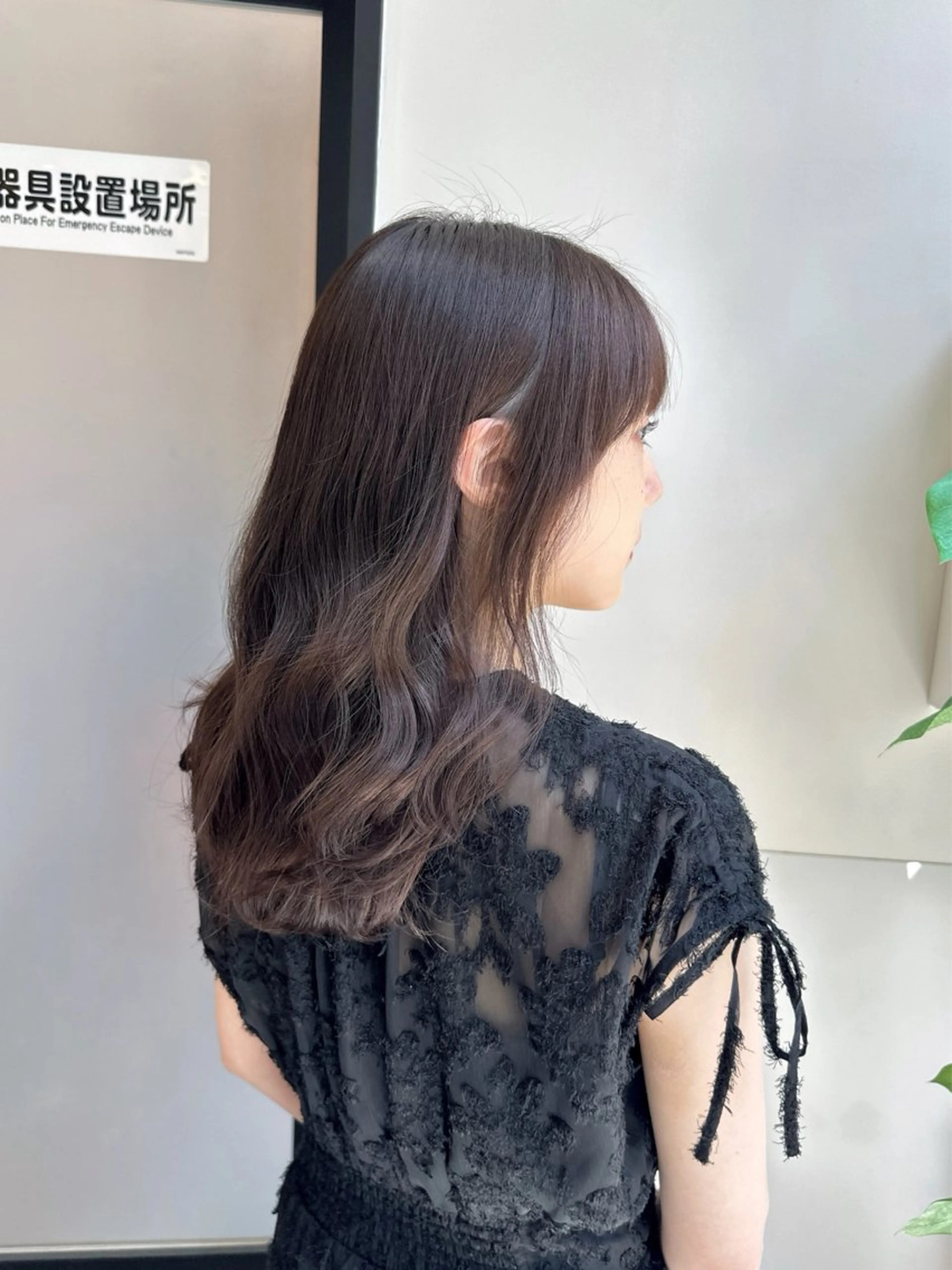 ミディアム カラー ブリーチ グレージュ ラベンダーカラー ラベンダーグレージュ ラベンダーグレー カット ヘアカラー トリートメント 矢野 晃平のヘアスタイル