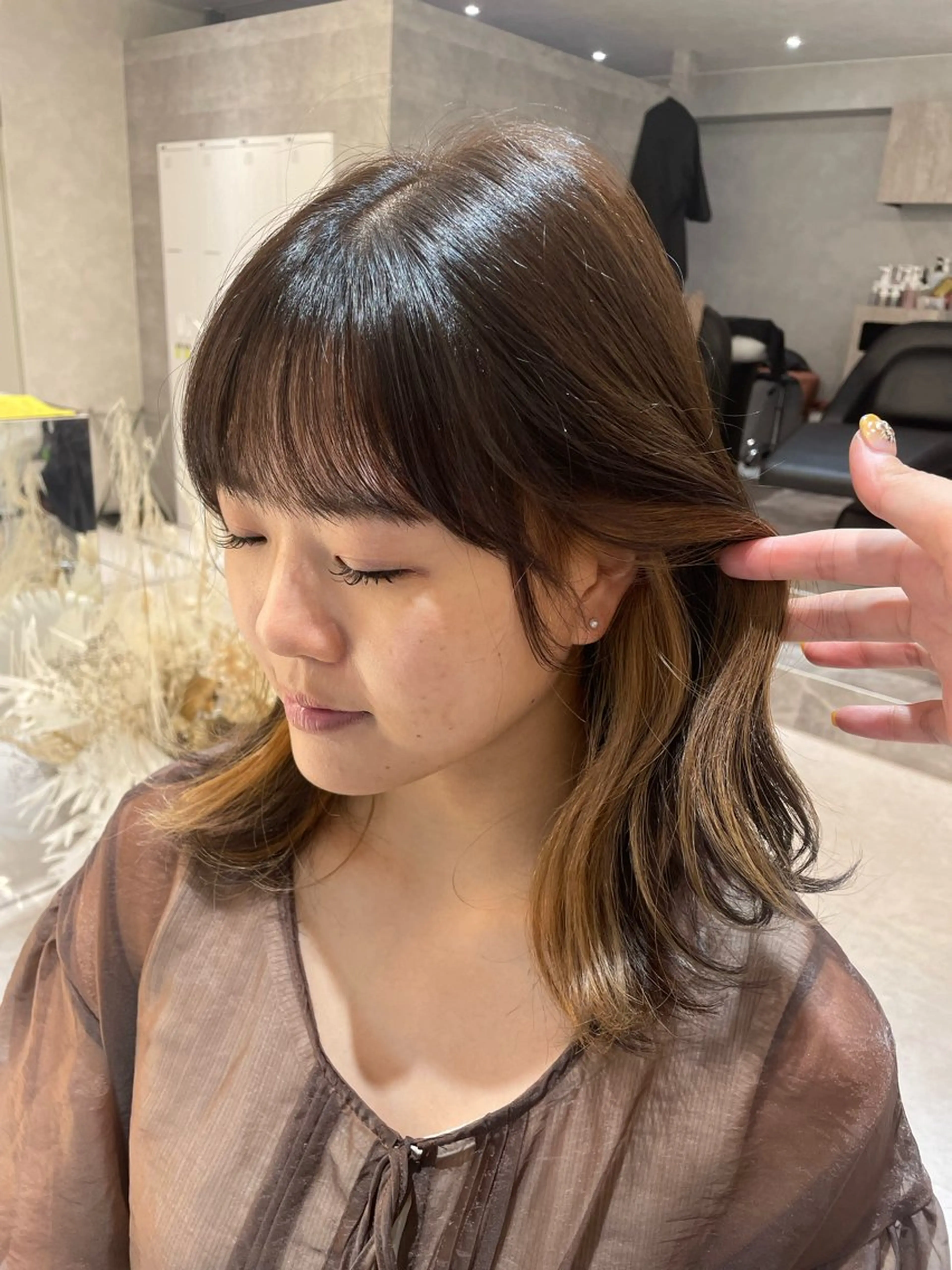 ミディアム カラー ベージュカラー ケアカラー 透明感カラー グレージュ インナーカラー ヘアカラー トリートメント ショートモデル募集 エクステ専門店まりこのその他イメージ
