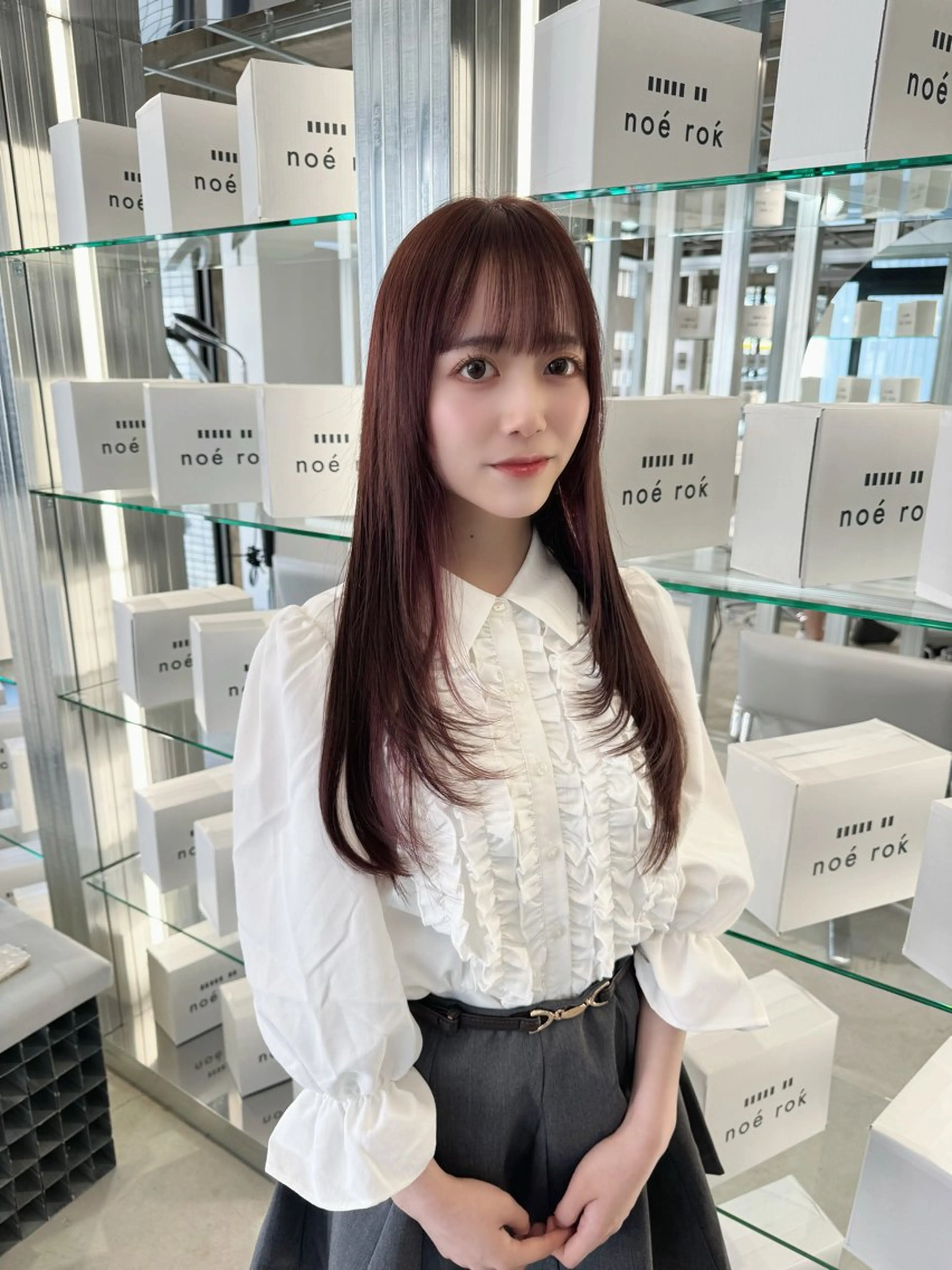 ロング カット ヘアカラー トリートメント 大場 菜月のヘアスタイル