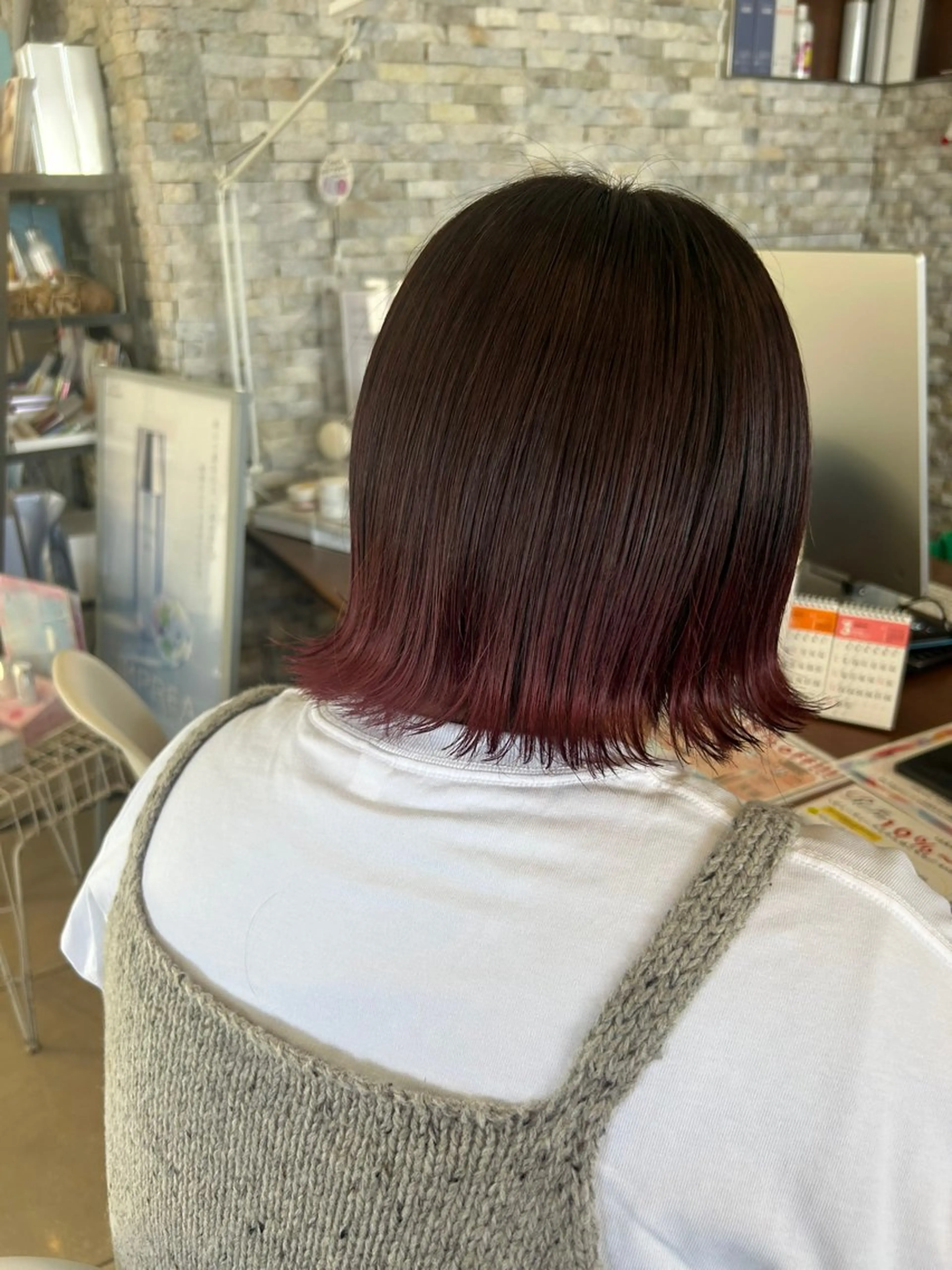 ショート カラー 丸山 莉世のヘアスタイル