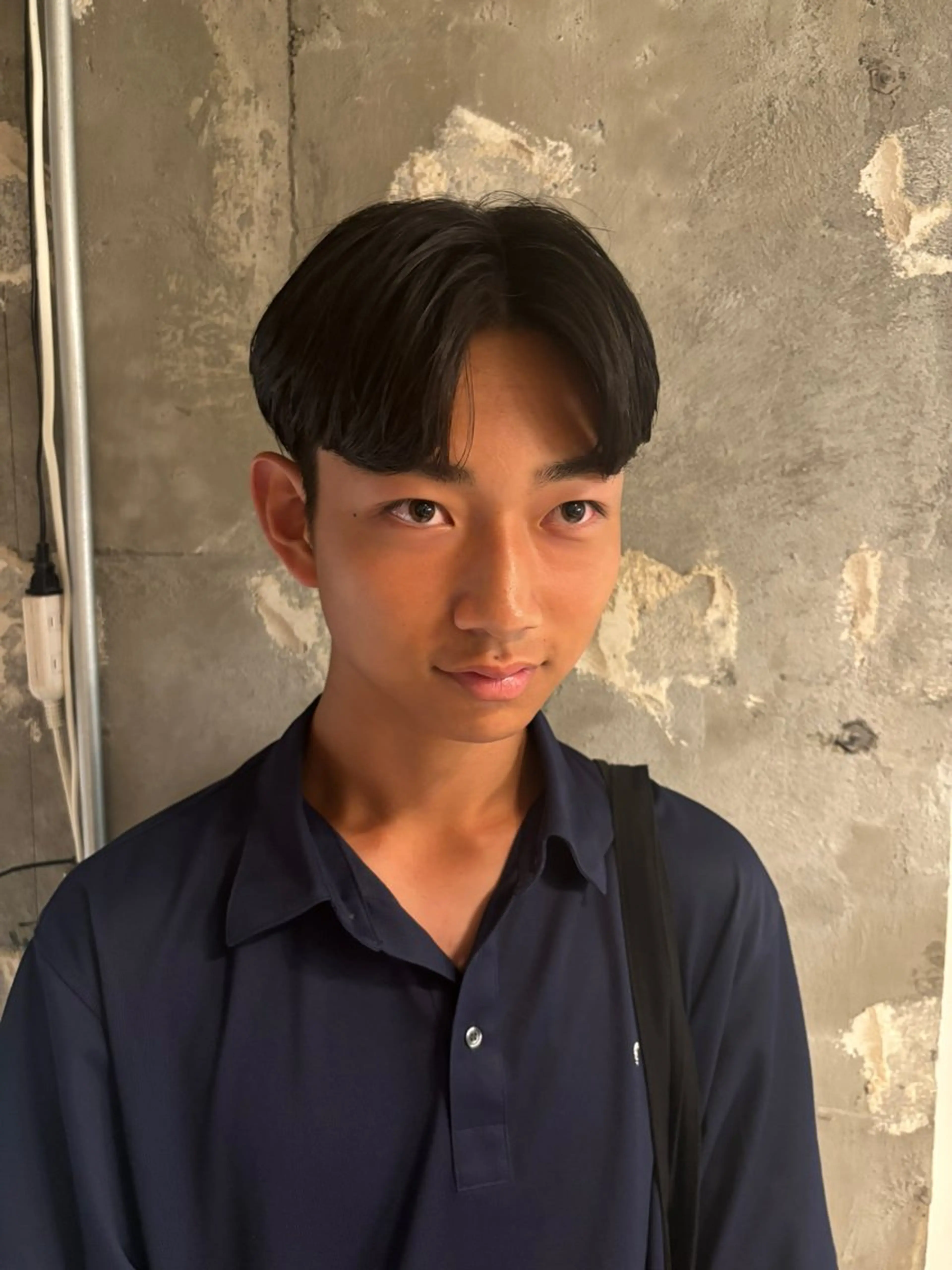 パーマ メンズ センターパート メンズパーマ ニュアンスパーマ AINA acaのヘアスタイル