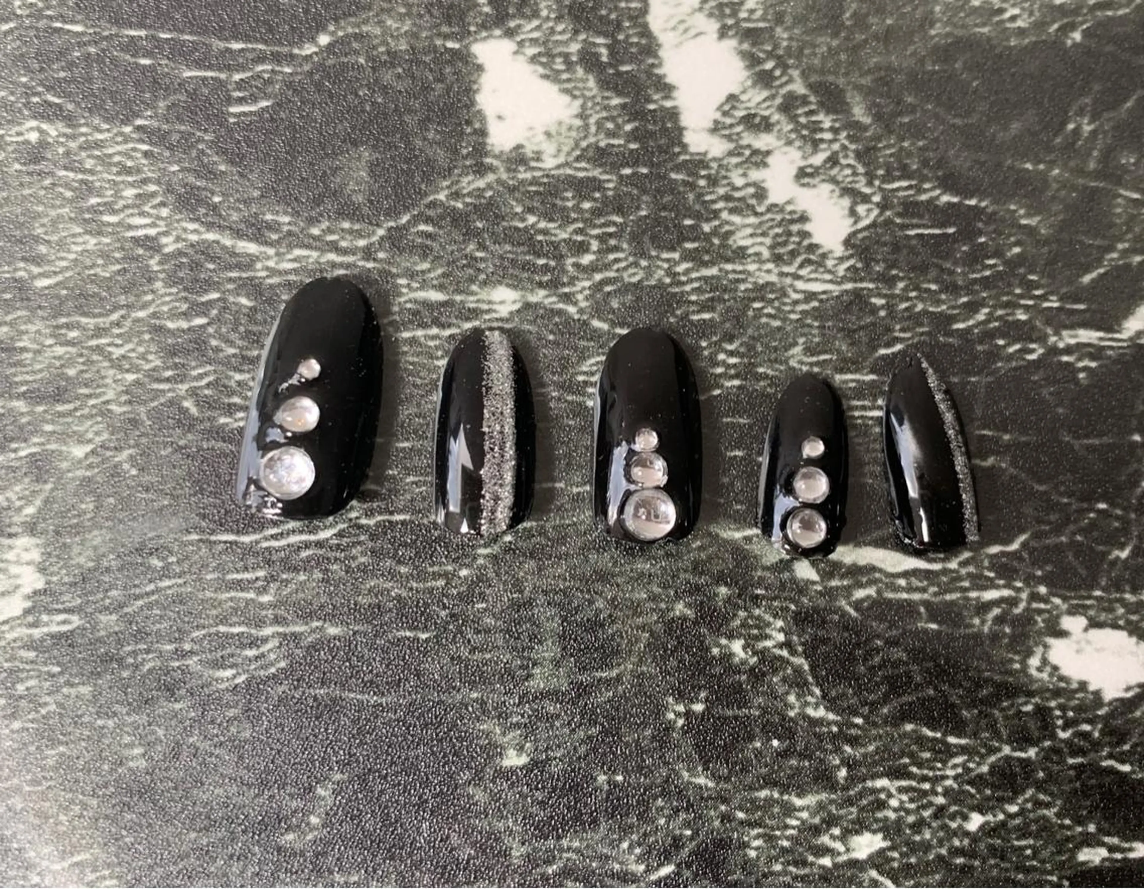 ネイル マルサンカクシカク所属・○△□ 守口市のネイルデザイン