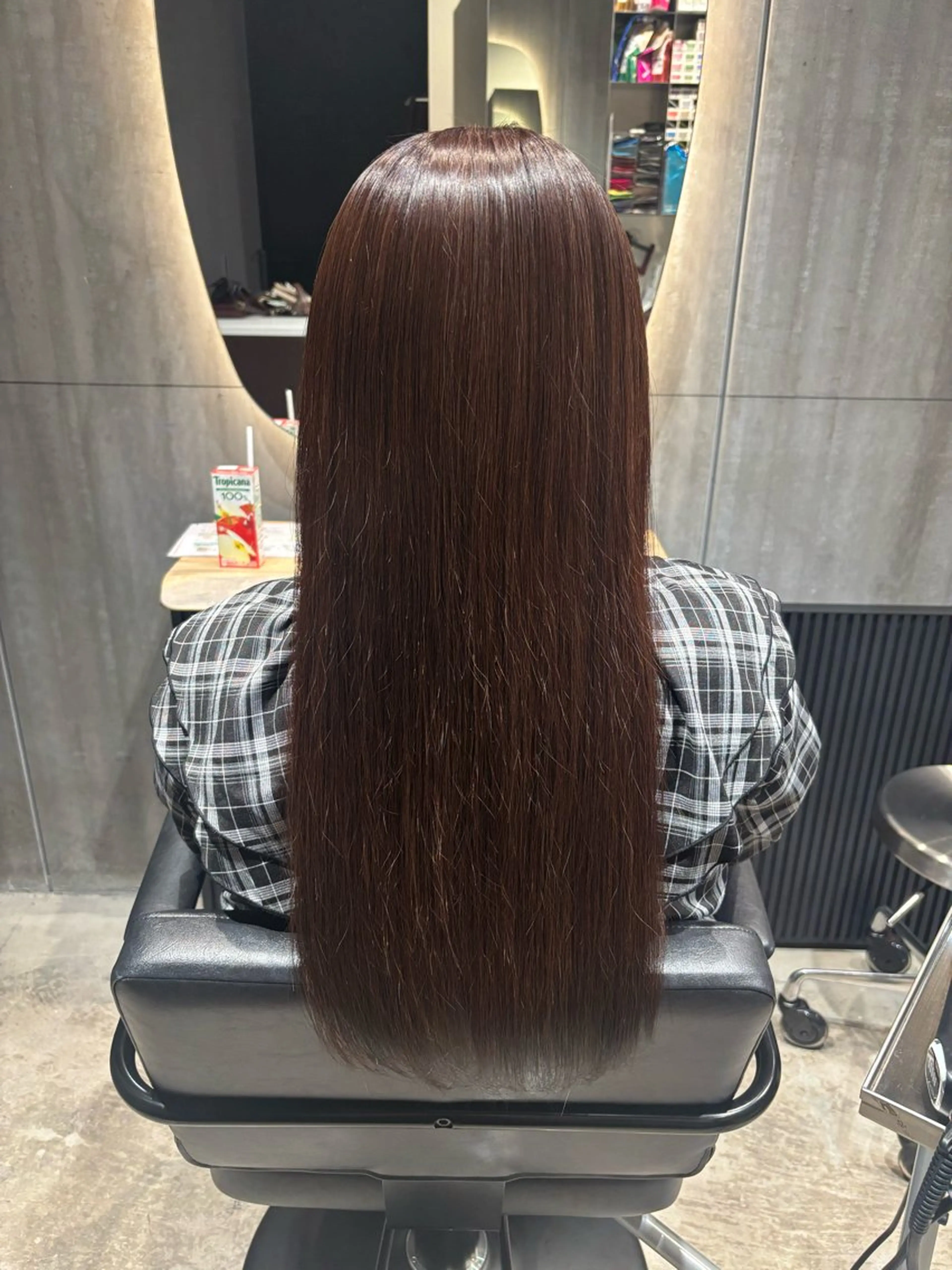 ロング カラー ヘアカラー トリートメント あずま みはなのヘアスタイル