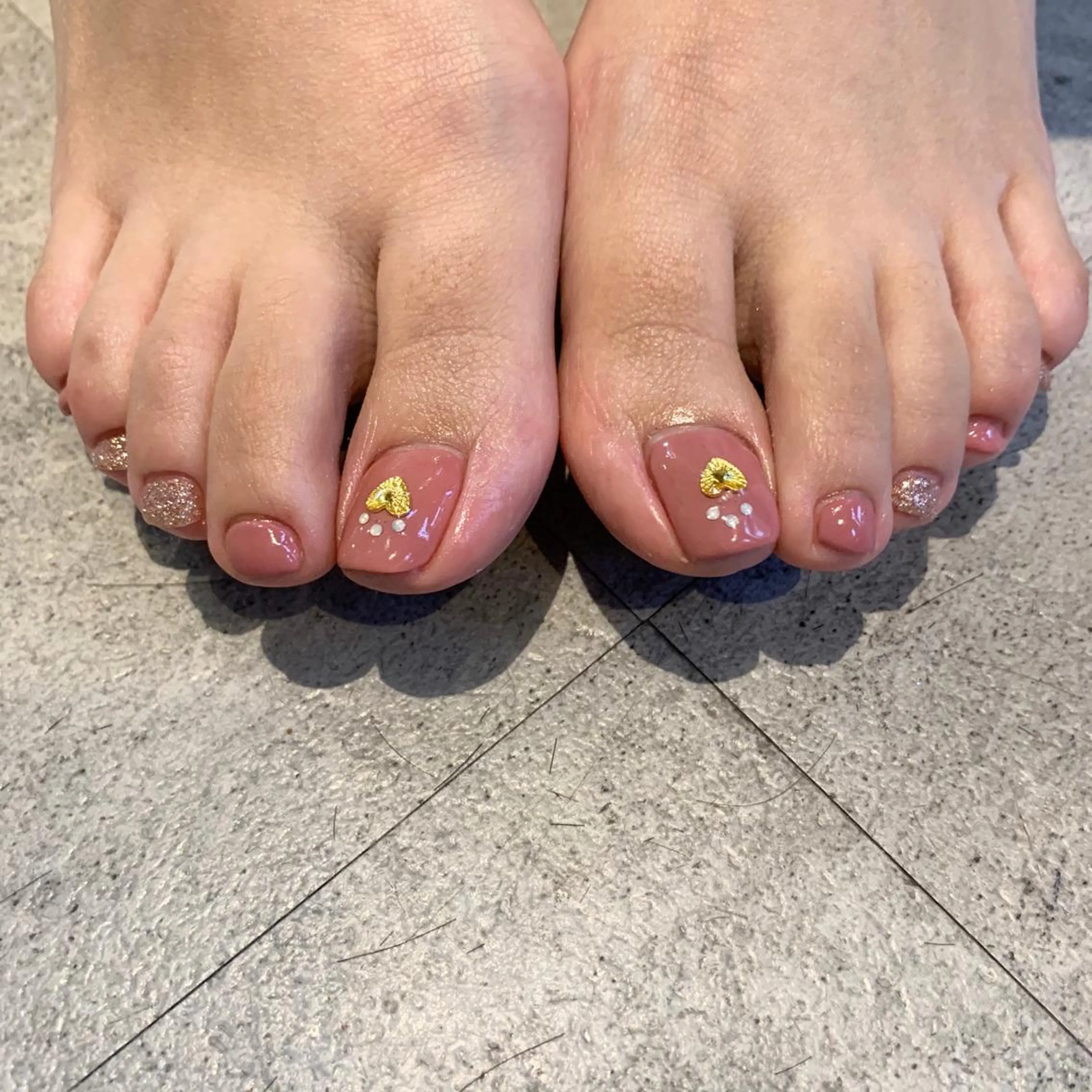 ネイル フットネイル 《ニュアンスネイル》 risaのネイルデザイン