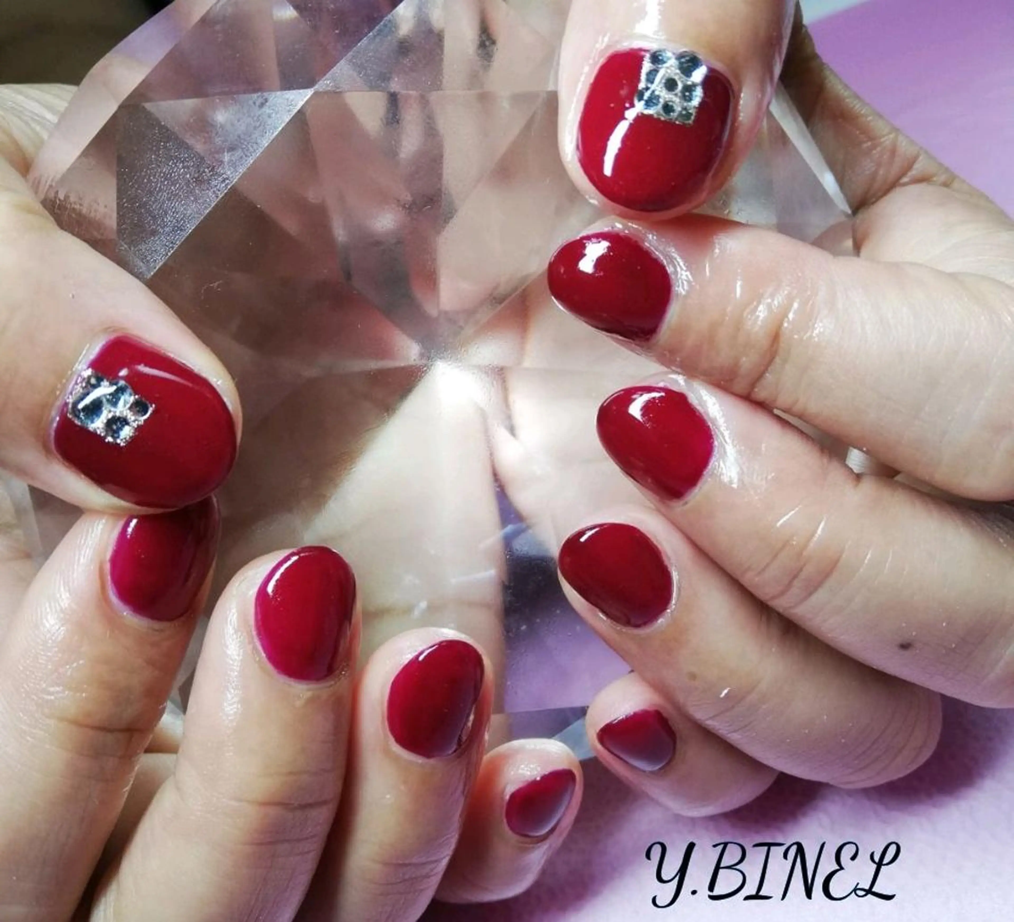 ネイル ボルドー ワンカラーネイル ハンドネイル Nail Salon Y.BINELのネイルデザイン