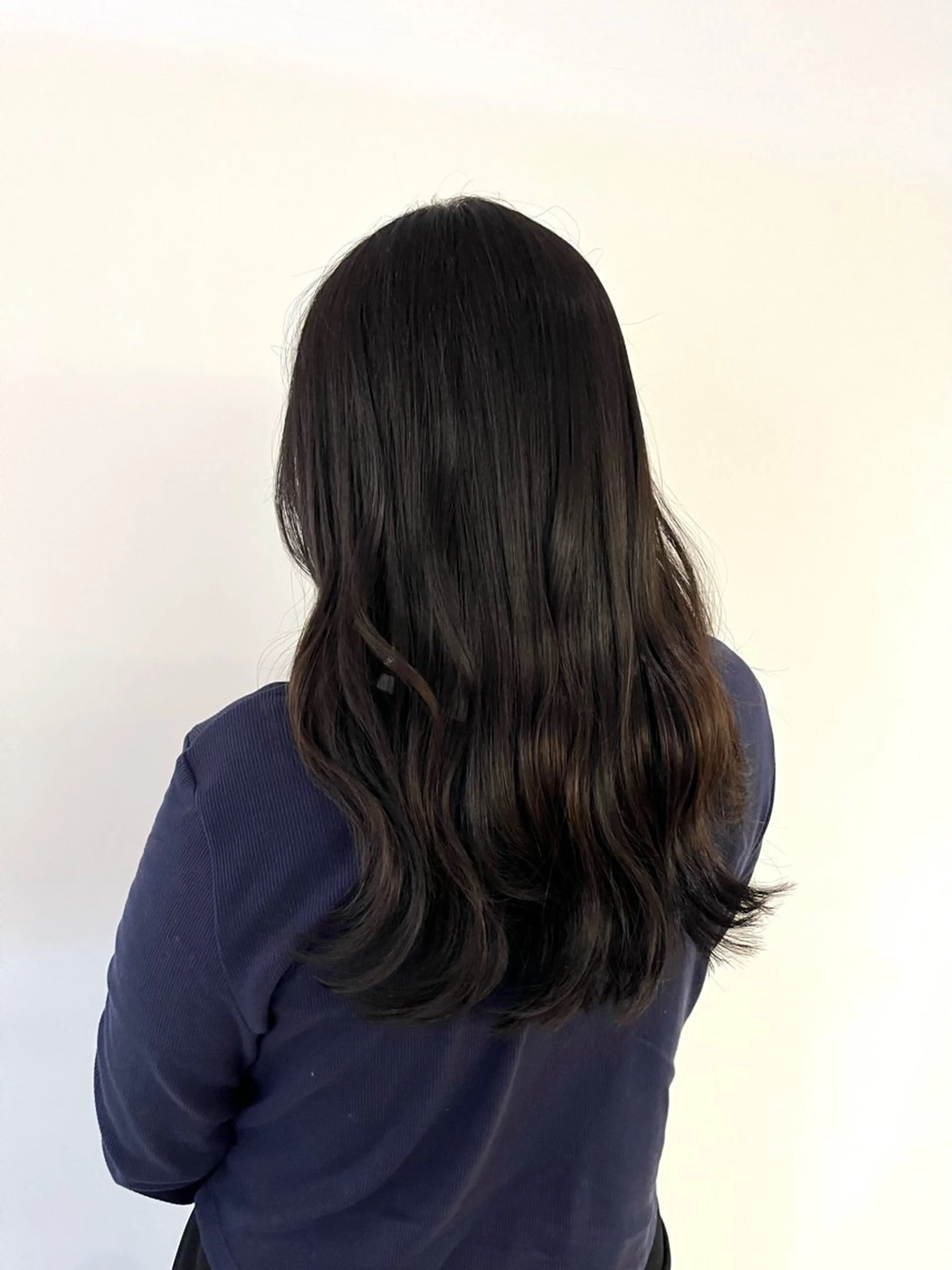 ロング カラー 小原 里都のヘアスタイル