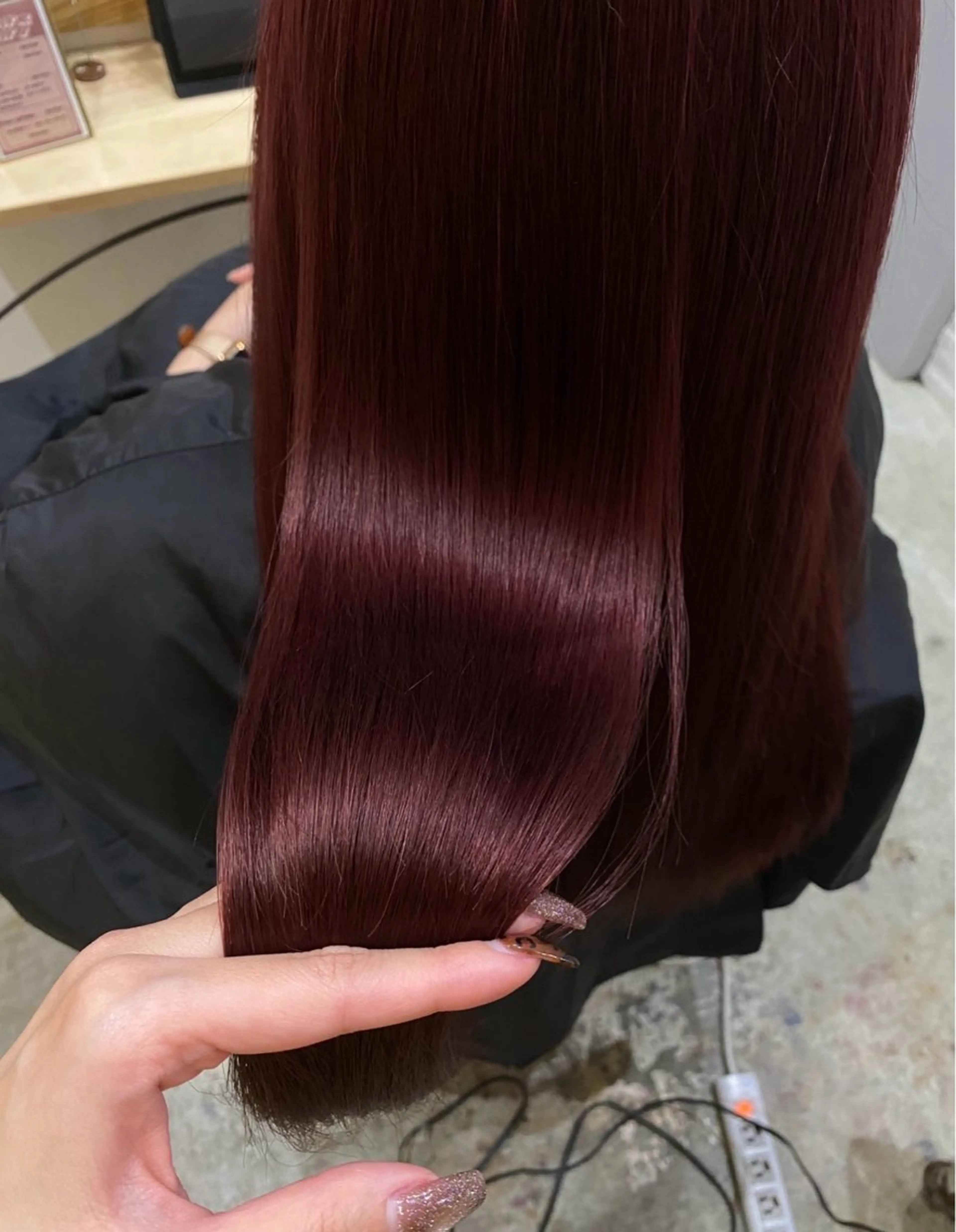 カラー miloc minamiのヘアスタイル