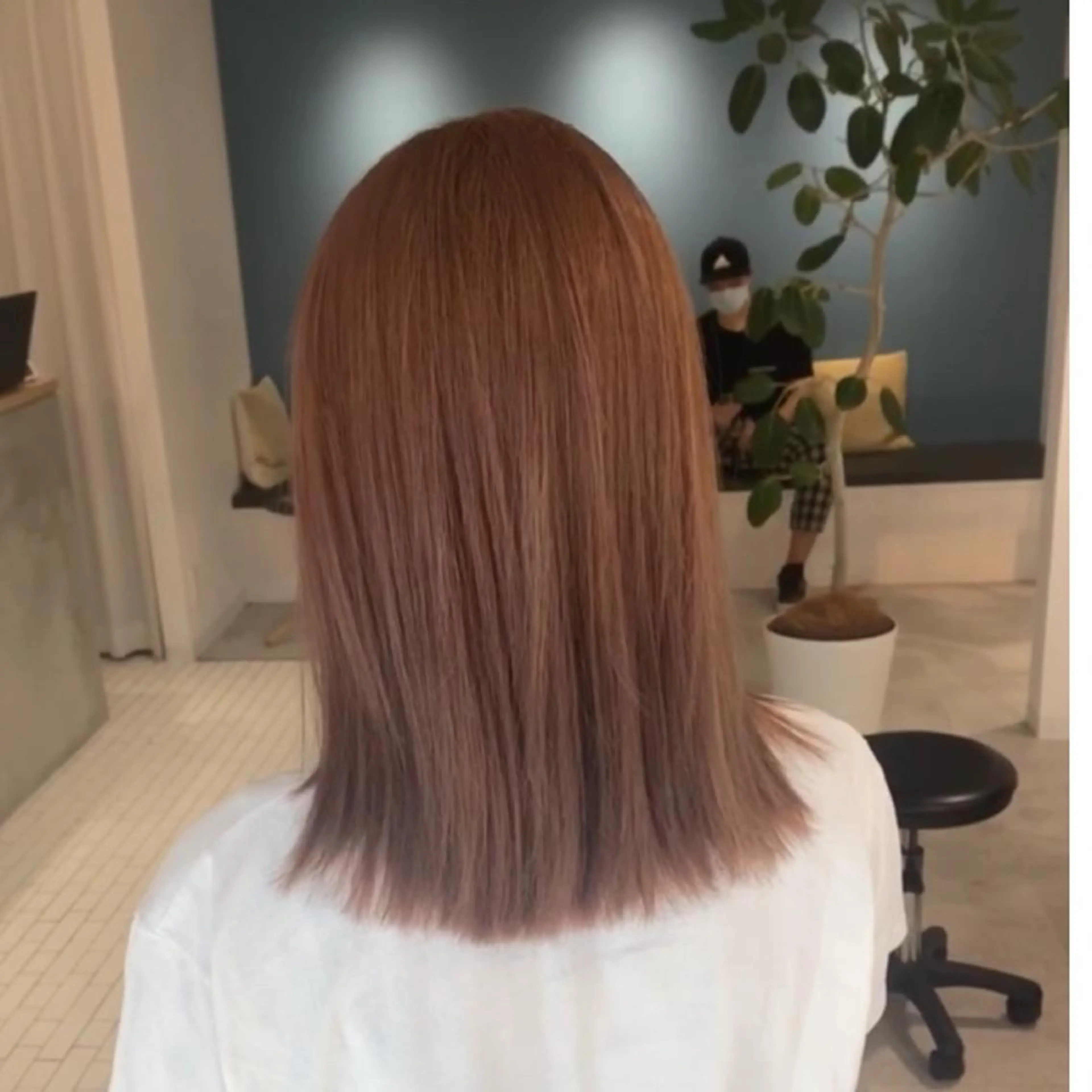 ミディアム ヘアカラー 神戸でブリーチなら puty/レイヤーのヘアスタイル