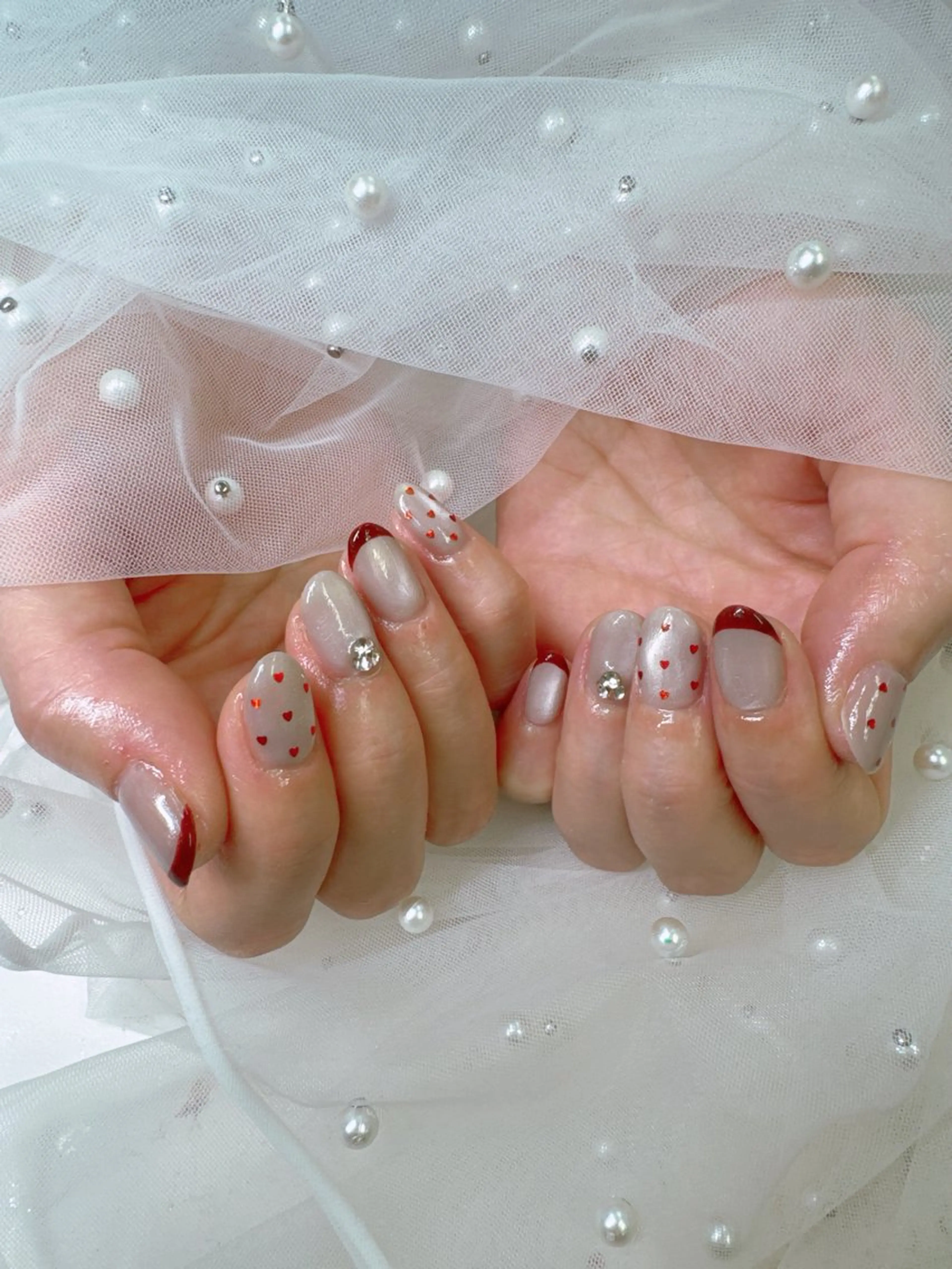 ネイル フレンチネイル ジェルネイル ガラスフレンチ キラキラネイル パラジェル ハンドネイル Queeens nailのネイルデザイン