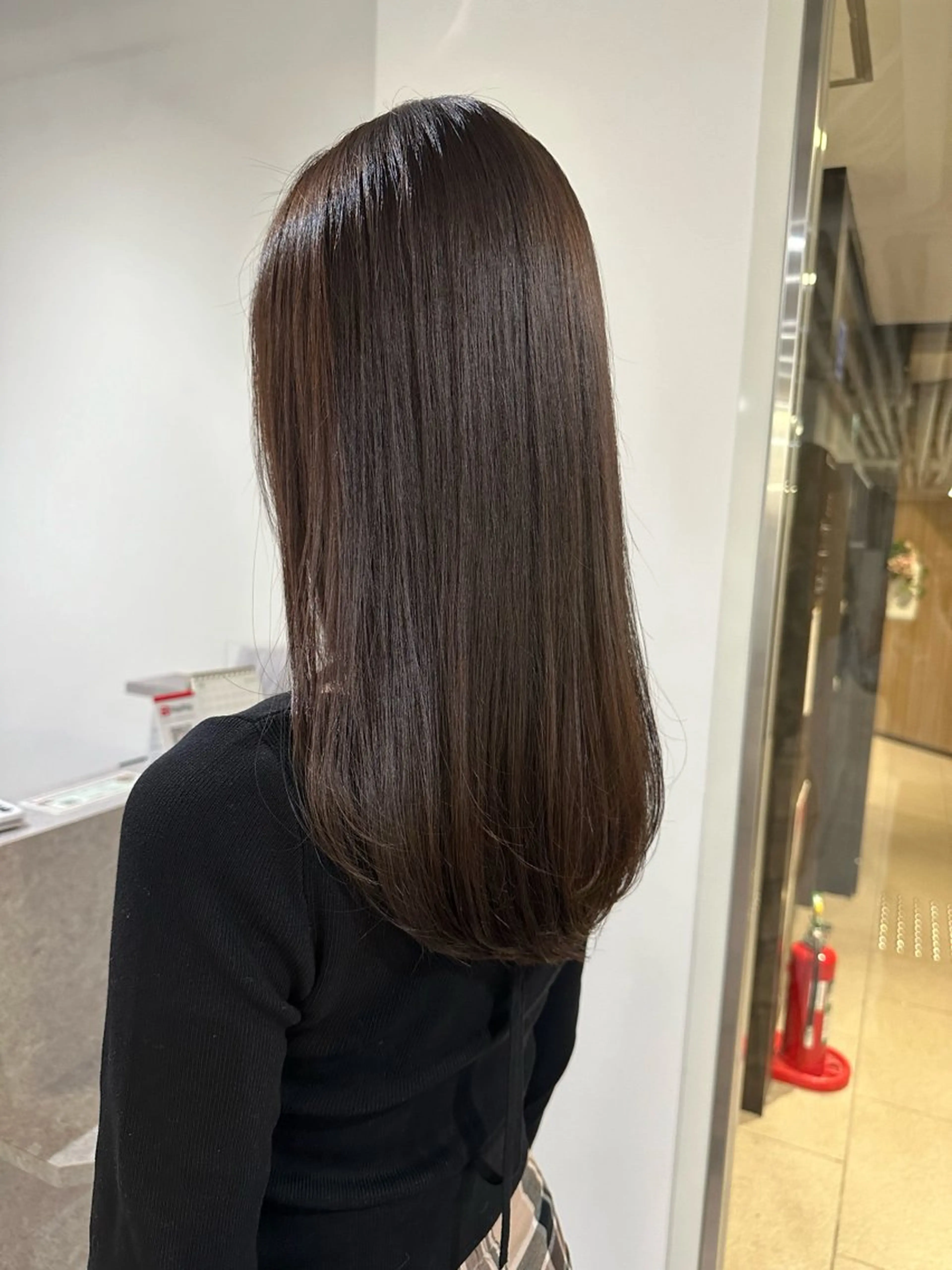 セミロング 鍛治 美月稀のヘアスタイル