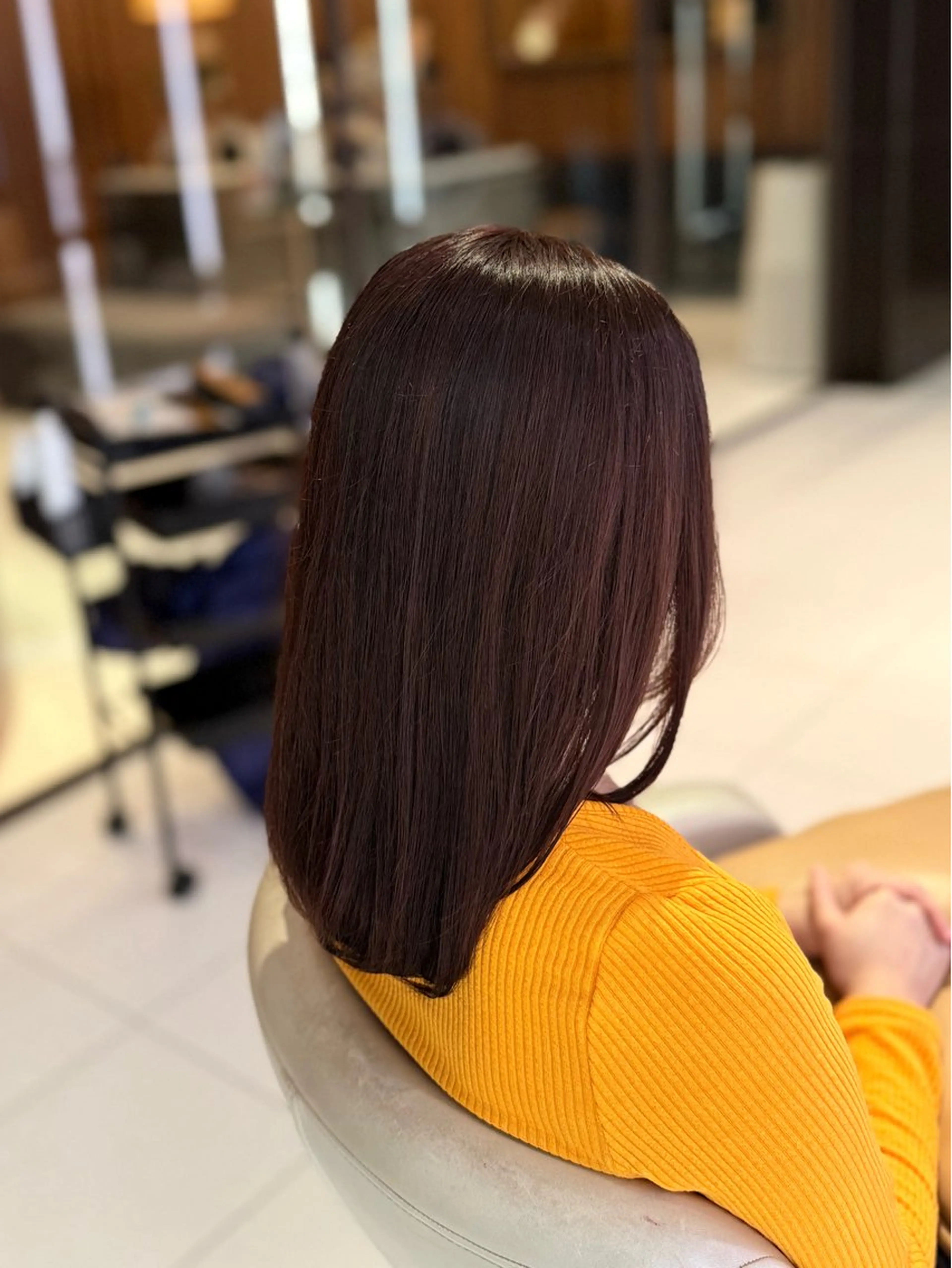 セミロング カラー ヘアカラー シモヤ ルカのヘアスタイル