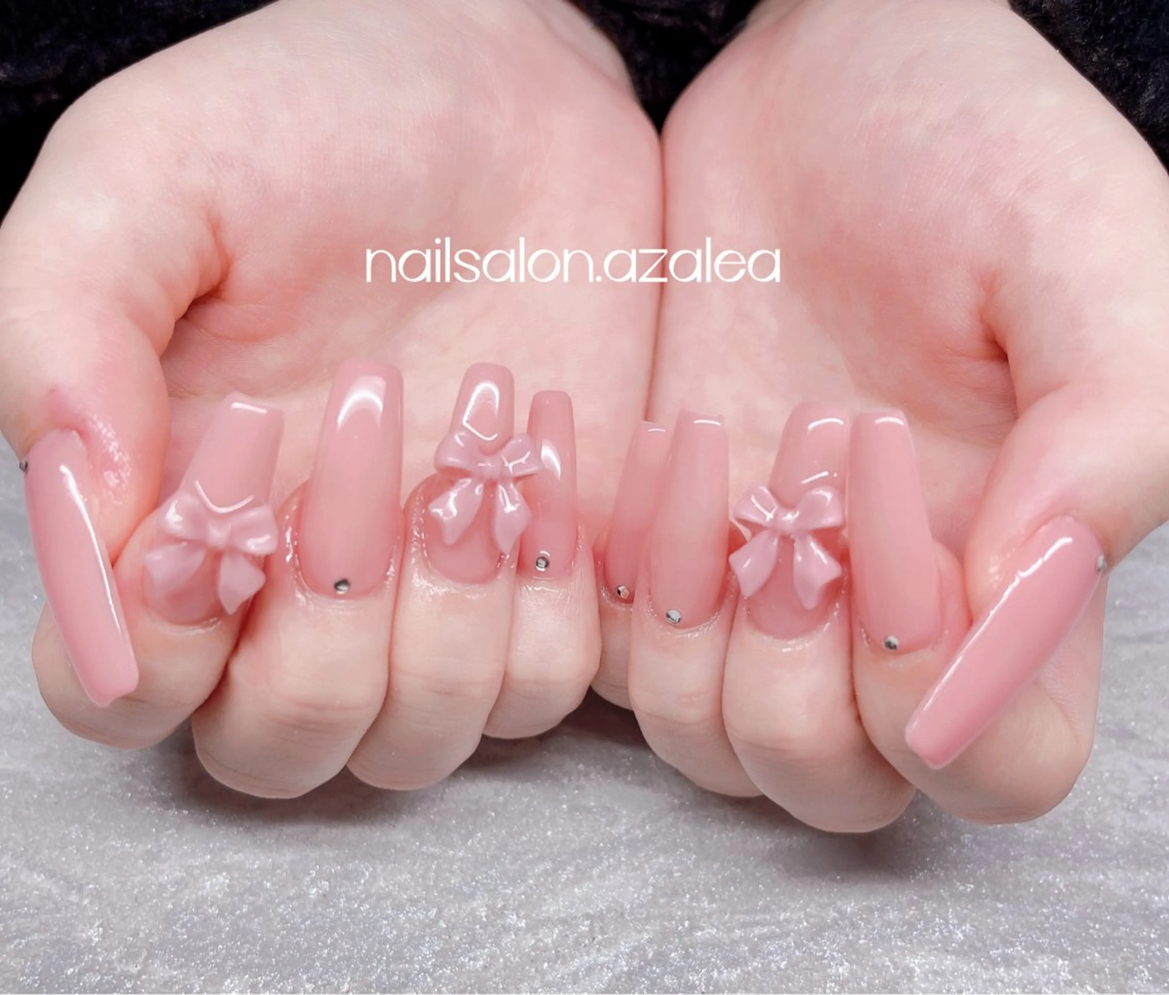 ネイル ハンドネイル R inのネイルデザイン