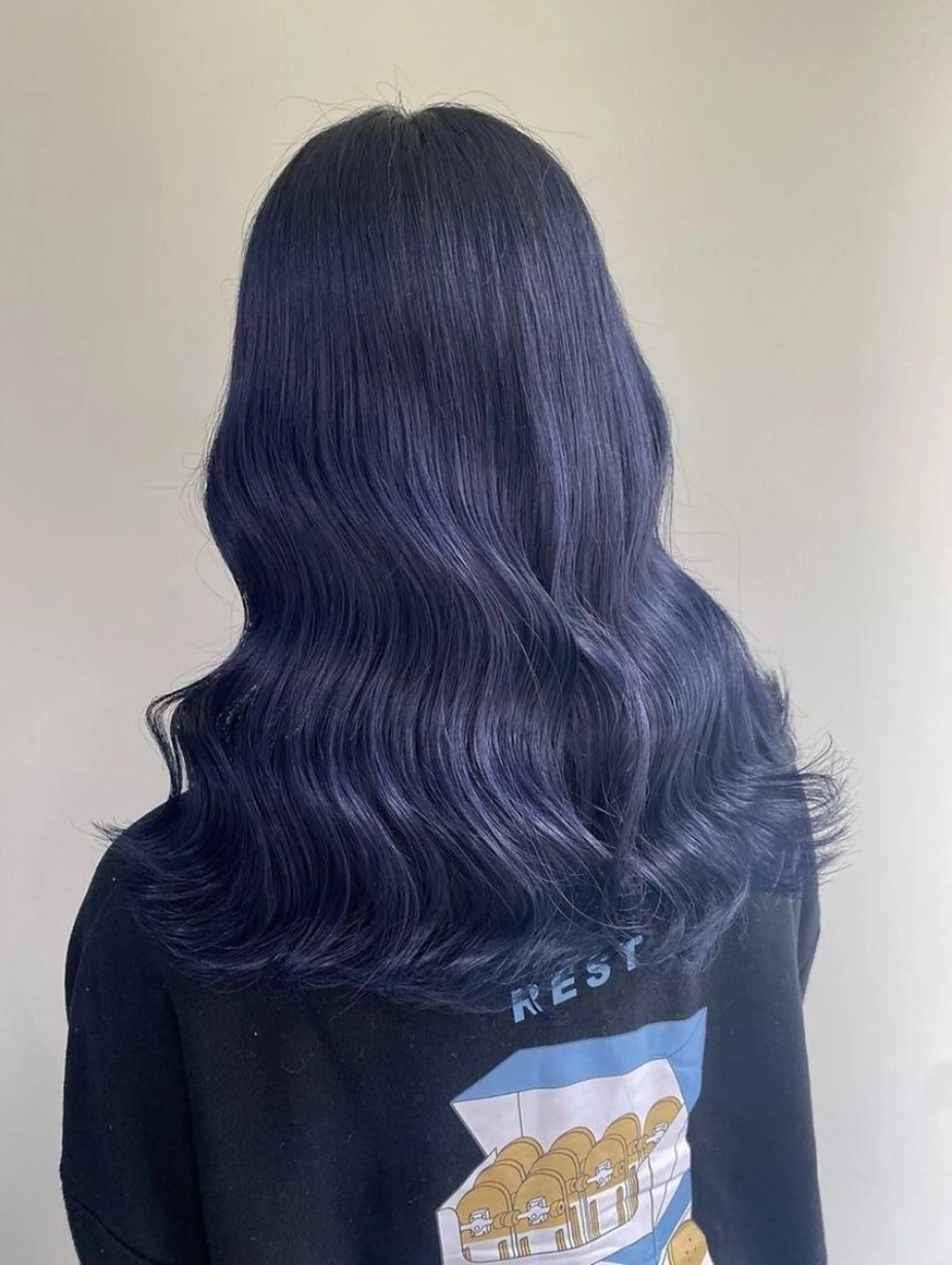 セミロング カラー ヘアアレンジ 🫧モテる💗ダメー ジレスハイトーン🫧のヘアスタイル