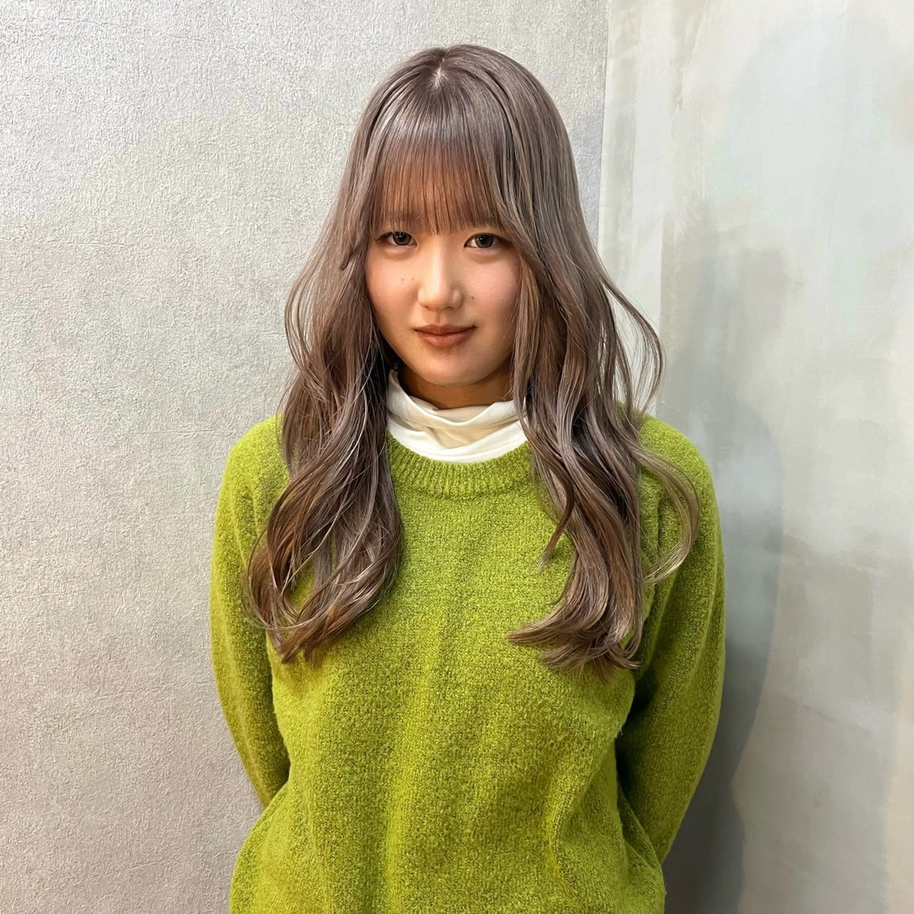 ロング カラー 透明感カラー ハイトーンカラー カット ヘアカラー yuumi/大濠🪷 顔周り/ハイトーンのヘアスタイル