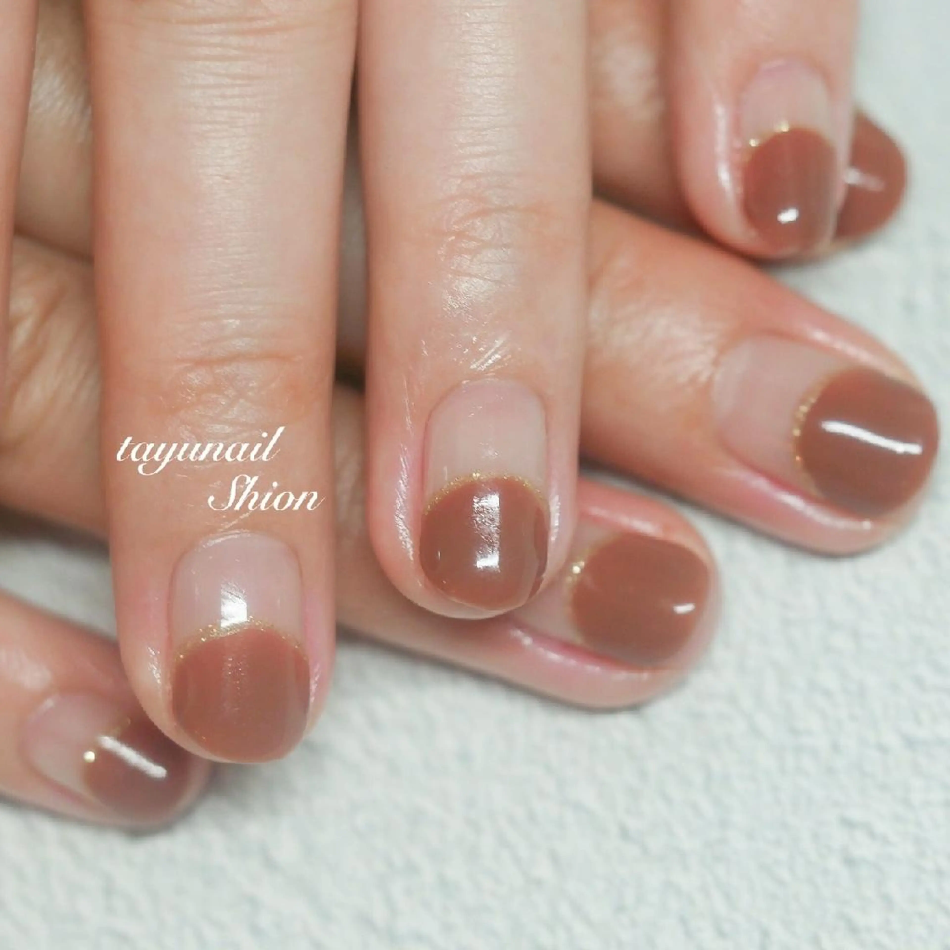 ネイル ブルー ブラウン フレンチネイル ジェルネイル ゴールド ネイルサロン 【たゆnail】のネイルデザイン
