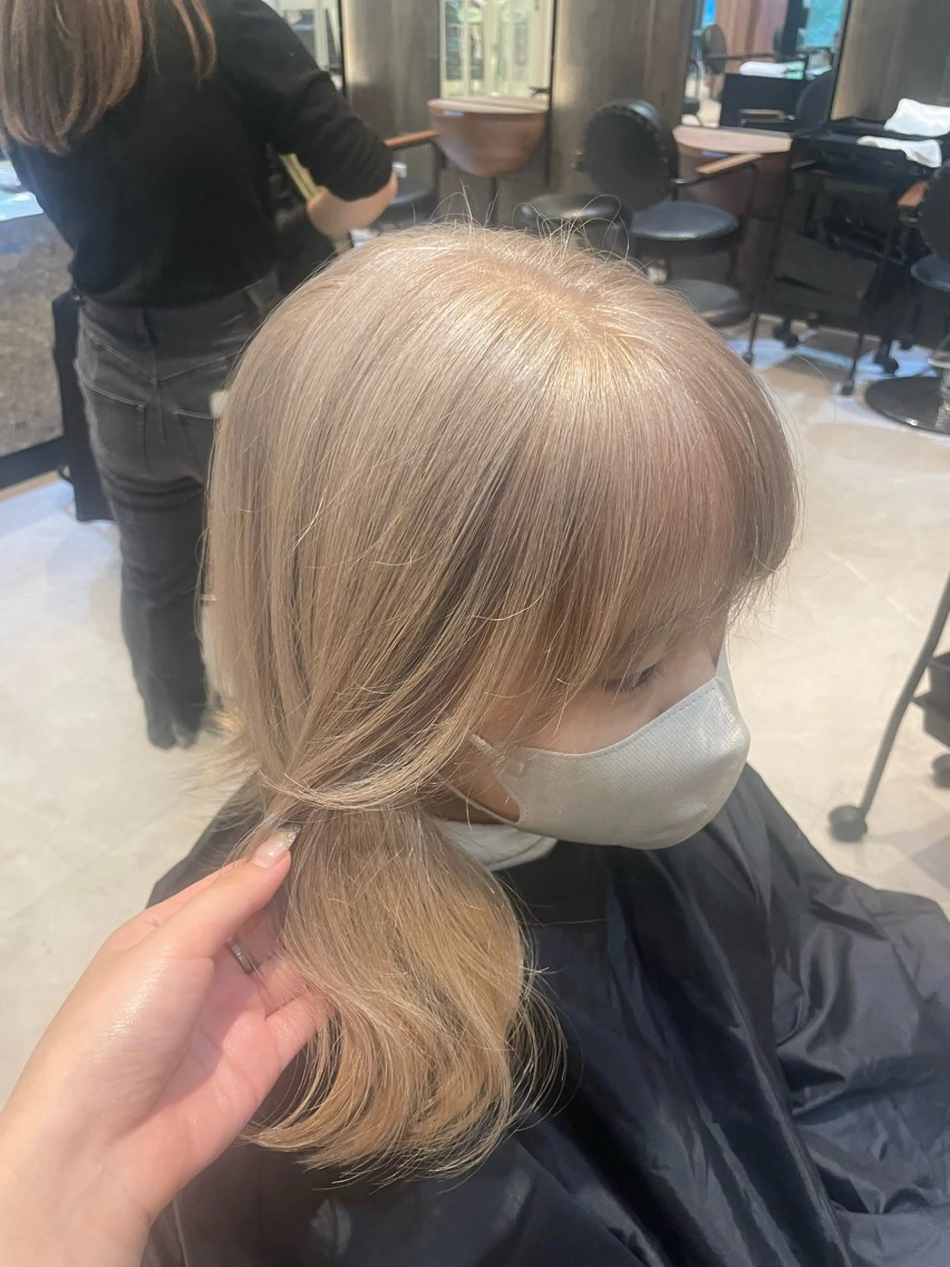 ロング カラー ブリーチ カット ヘアカラー トリートメント 縮毛矯正/韓国ヘア レイヤー/そらのヘアスタイル