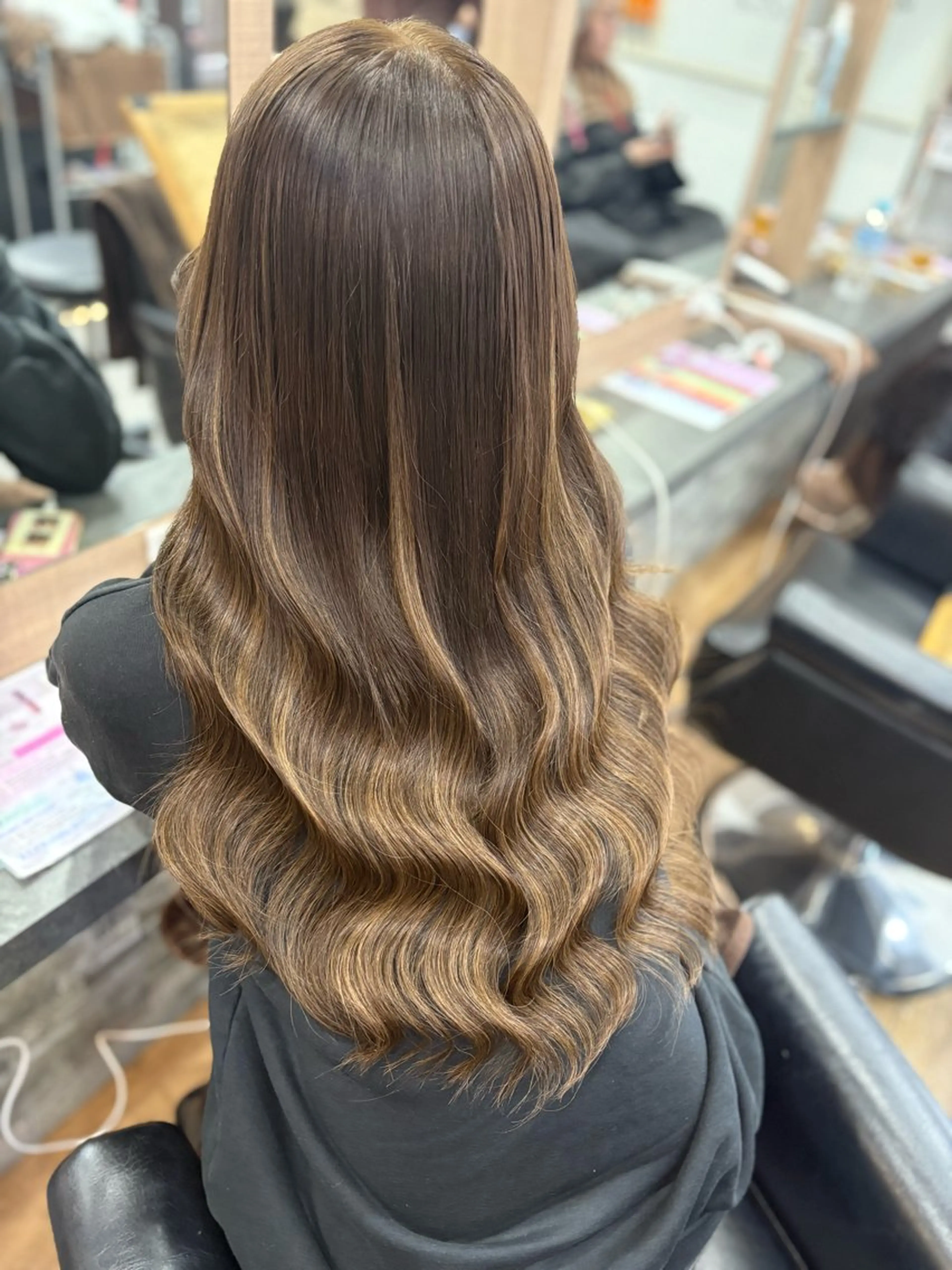 ロング ヘアカラー エクステ 横浜lapis amaneのヘアスタイル