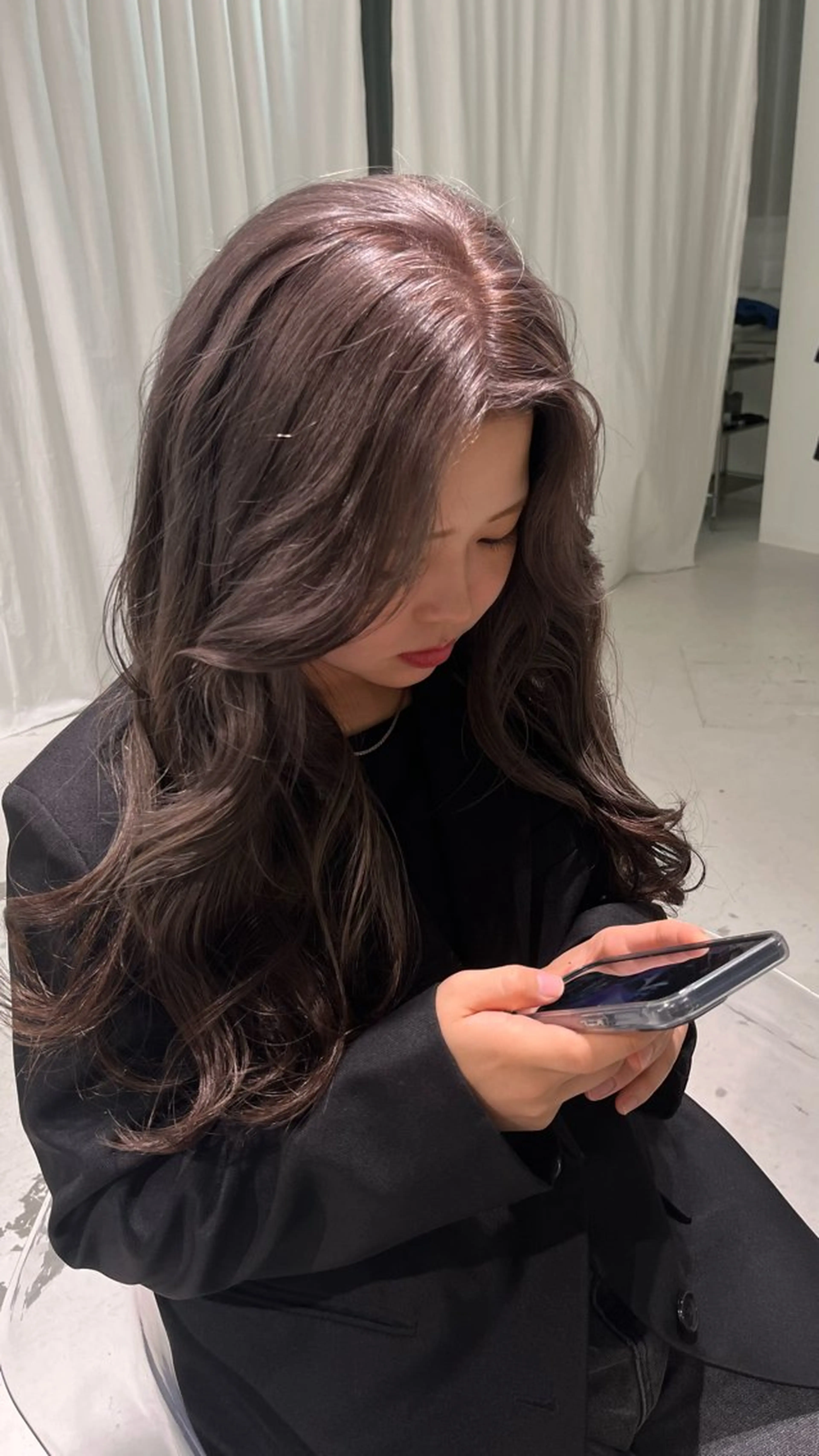 ロング ヘアカラー 🍓ハイトーンカラー 🎀nene🍓のヘアスタイル