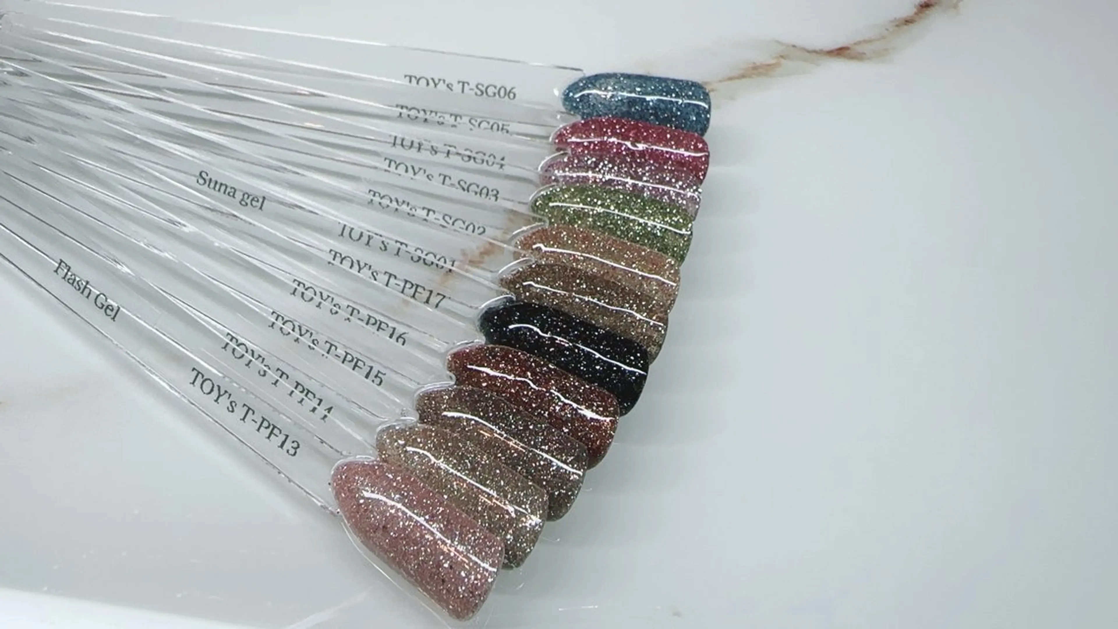 ネイル tomo ♡のネイルデザイン