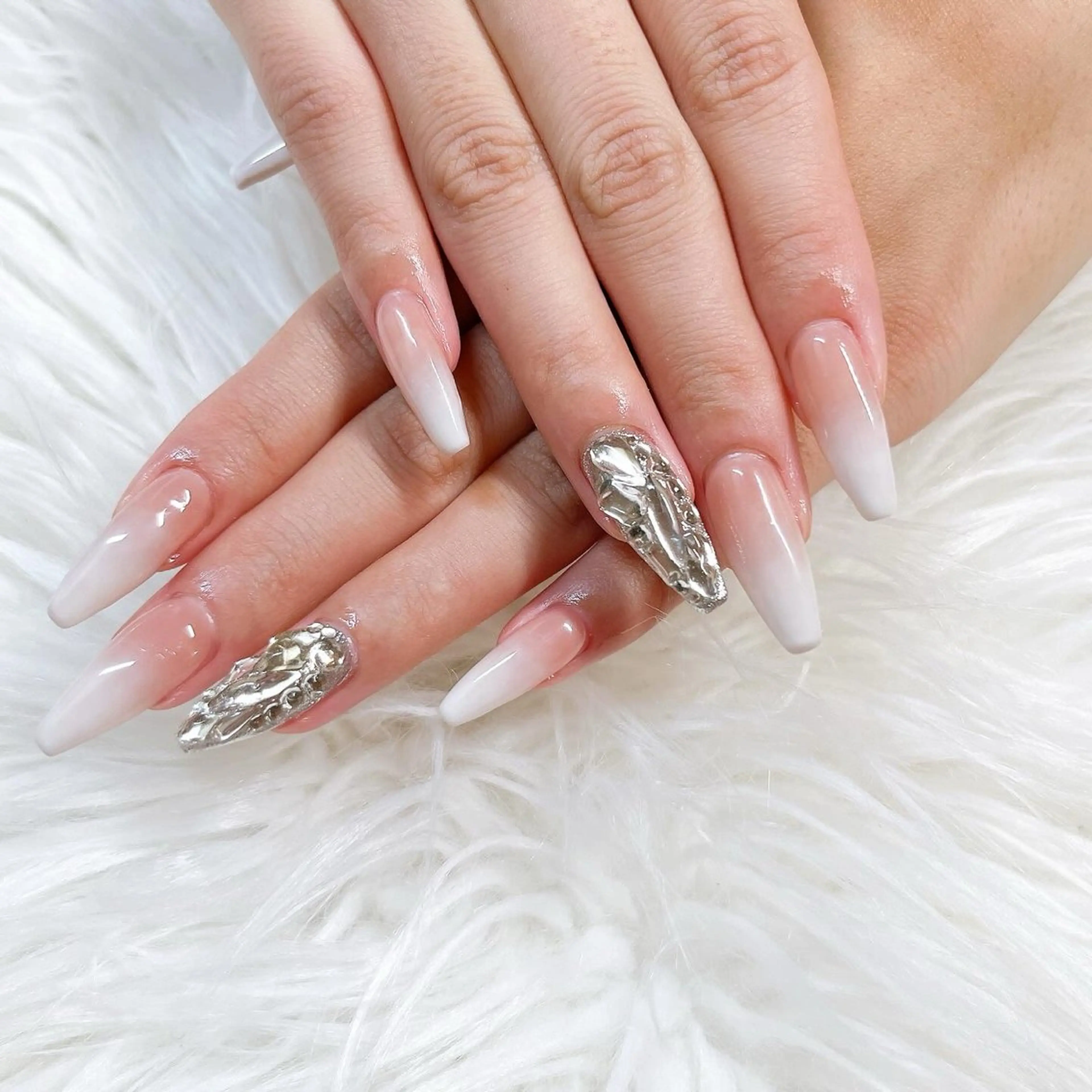 ネイル ハンドネイル 根津 綾子のネイルデザイン