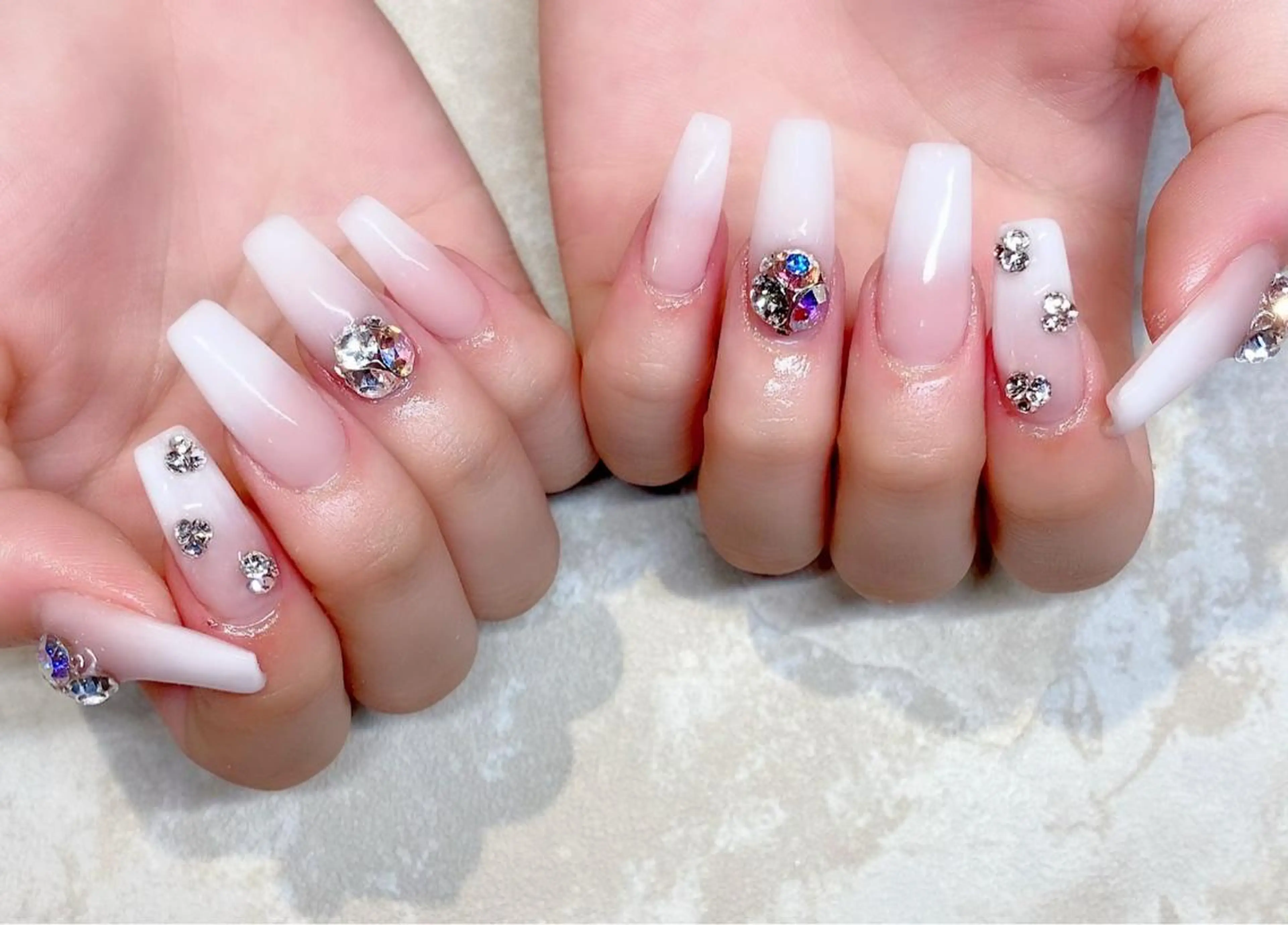 ネイル ハンドネイル Lino+ ネイル&よもぎ蒸しのネイルデザイン