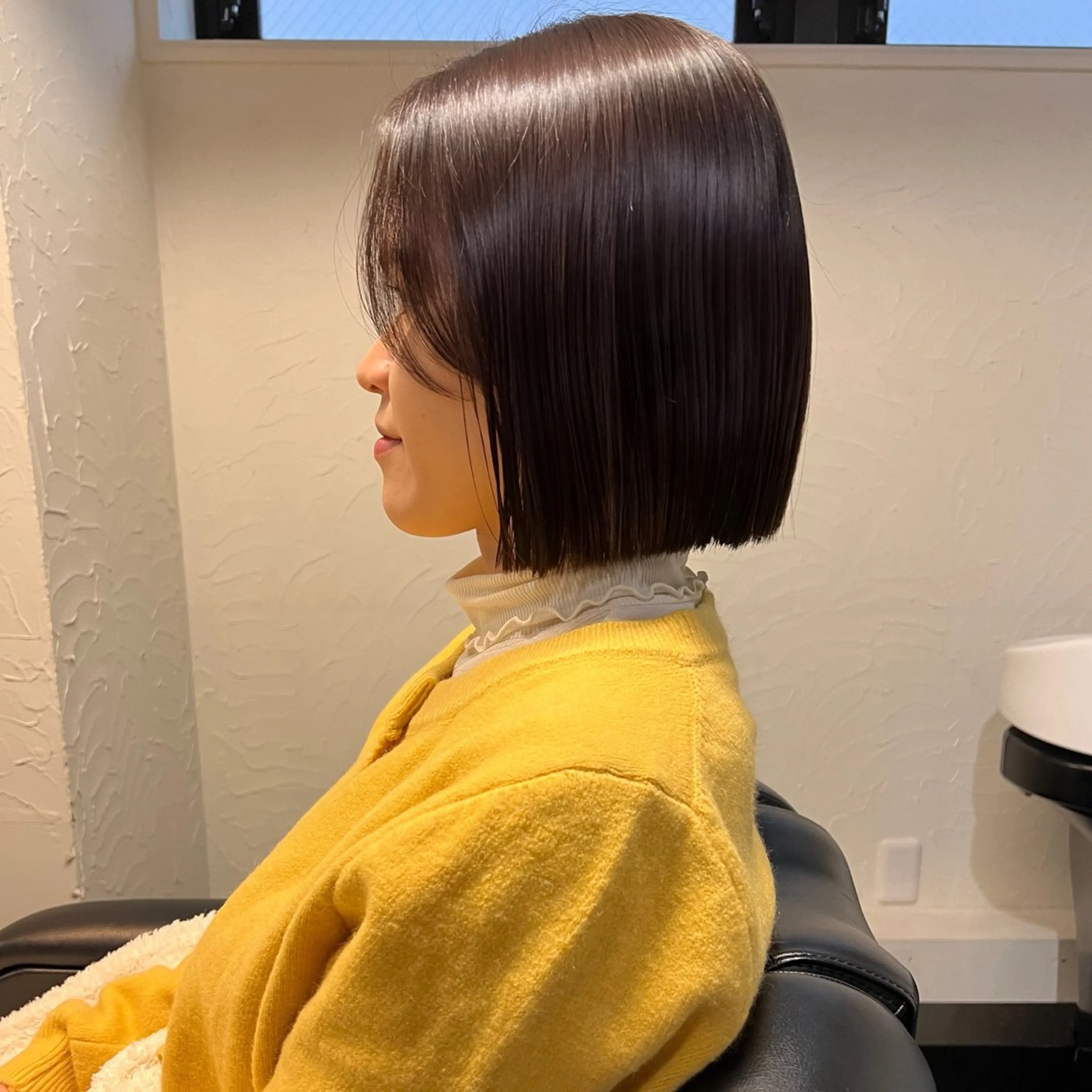 ミディアム ボブ カット 💘札幌クロスパーマ 髪質改善💘rinaのヘアスタイル