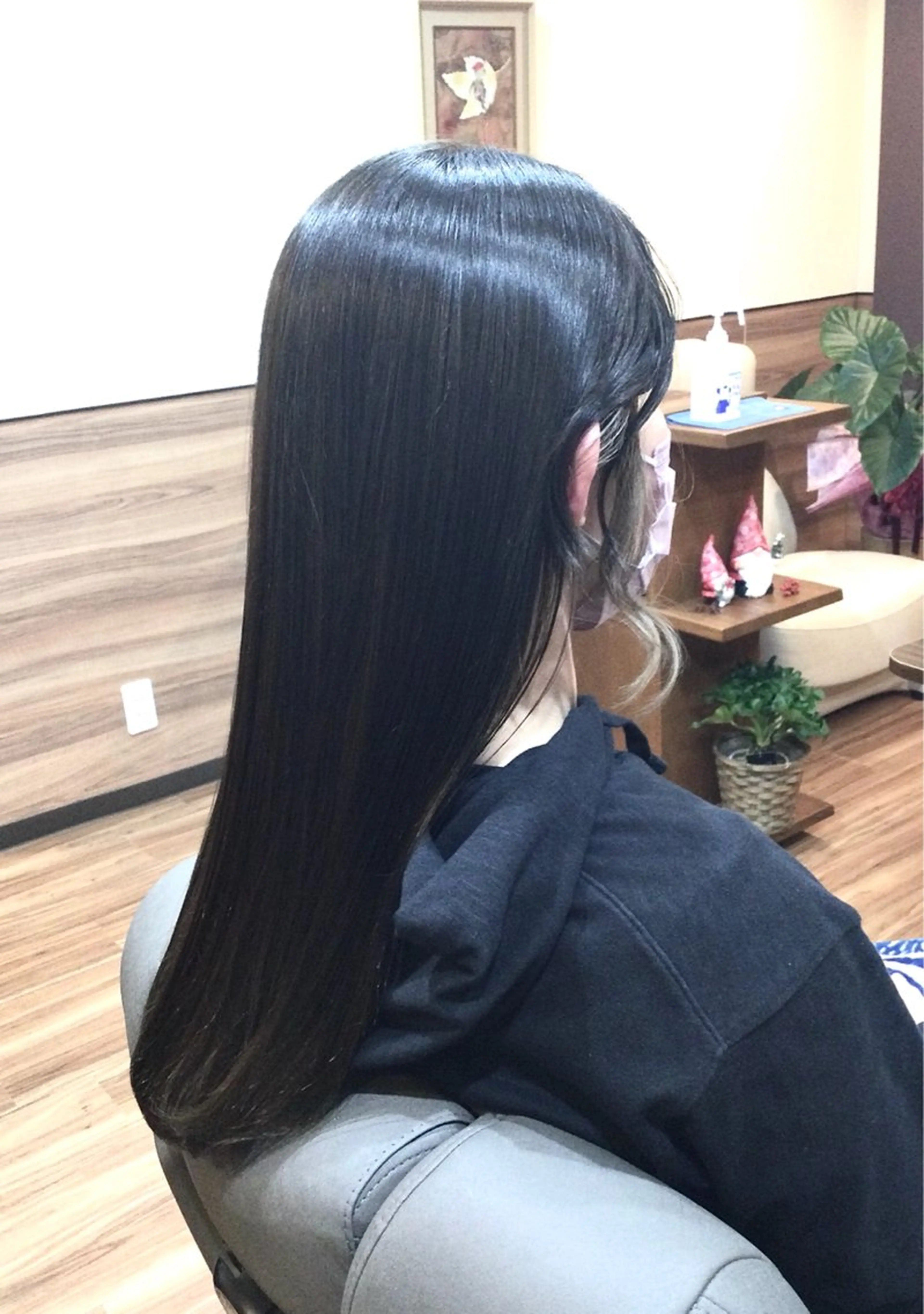 ロング カラー ブリーチ ダブルカラー カット パーマ トリートメント Annon プライベートサロンのヘアスタイル