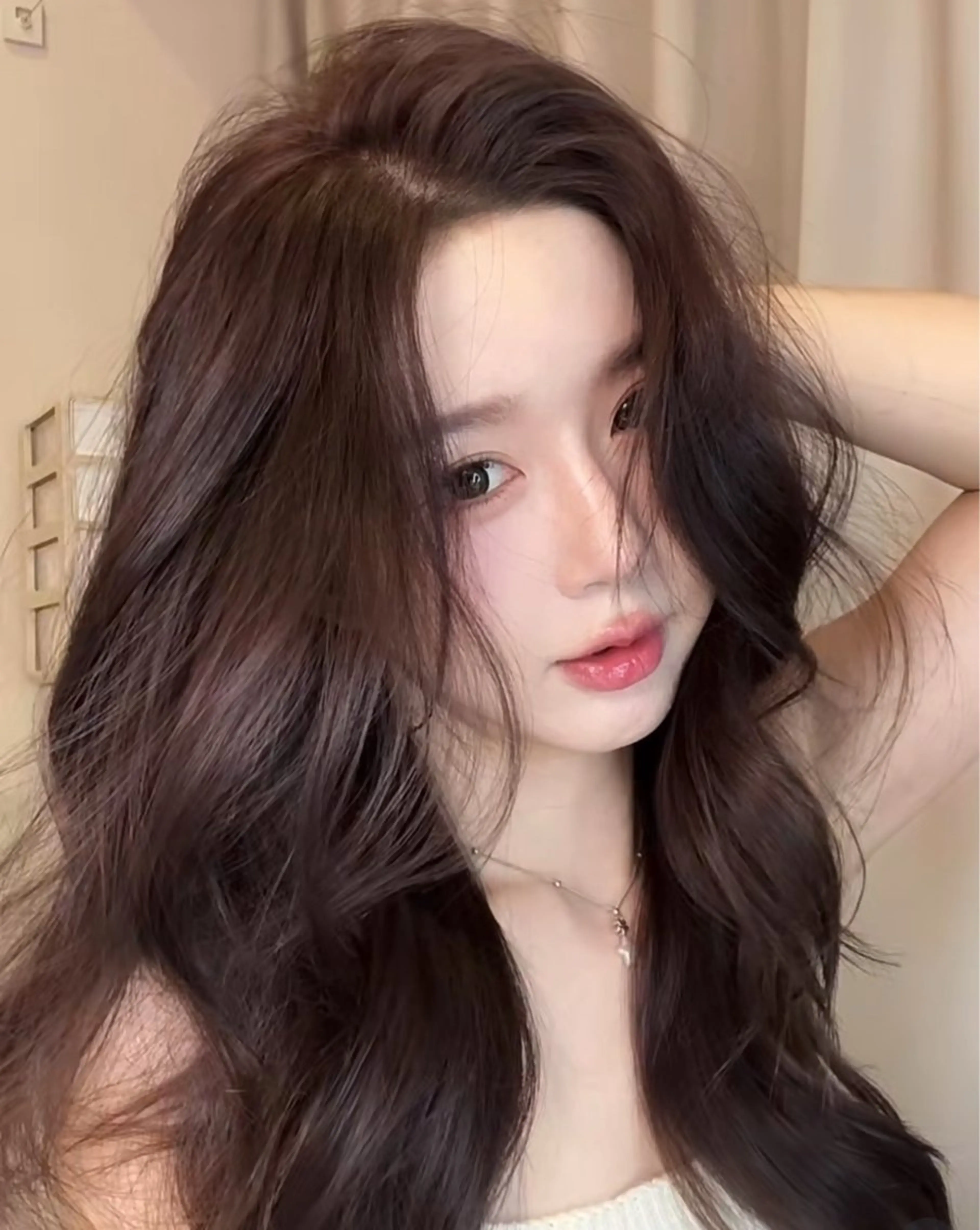 ロング カラー ブラウンカラー ラベンダーカラー カット ヘアカラー トリートメント ヘアセット ARMONY表参道店所属・韓国風レイヤーカラー ライムのヘアスタイル