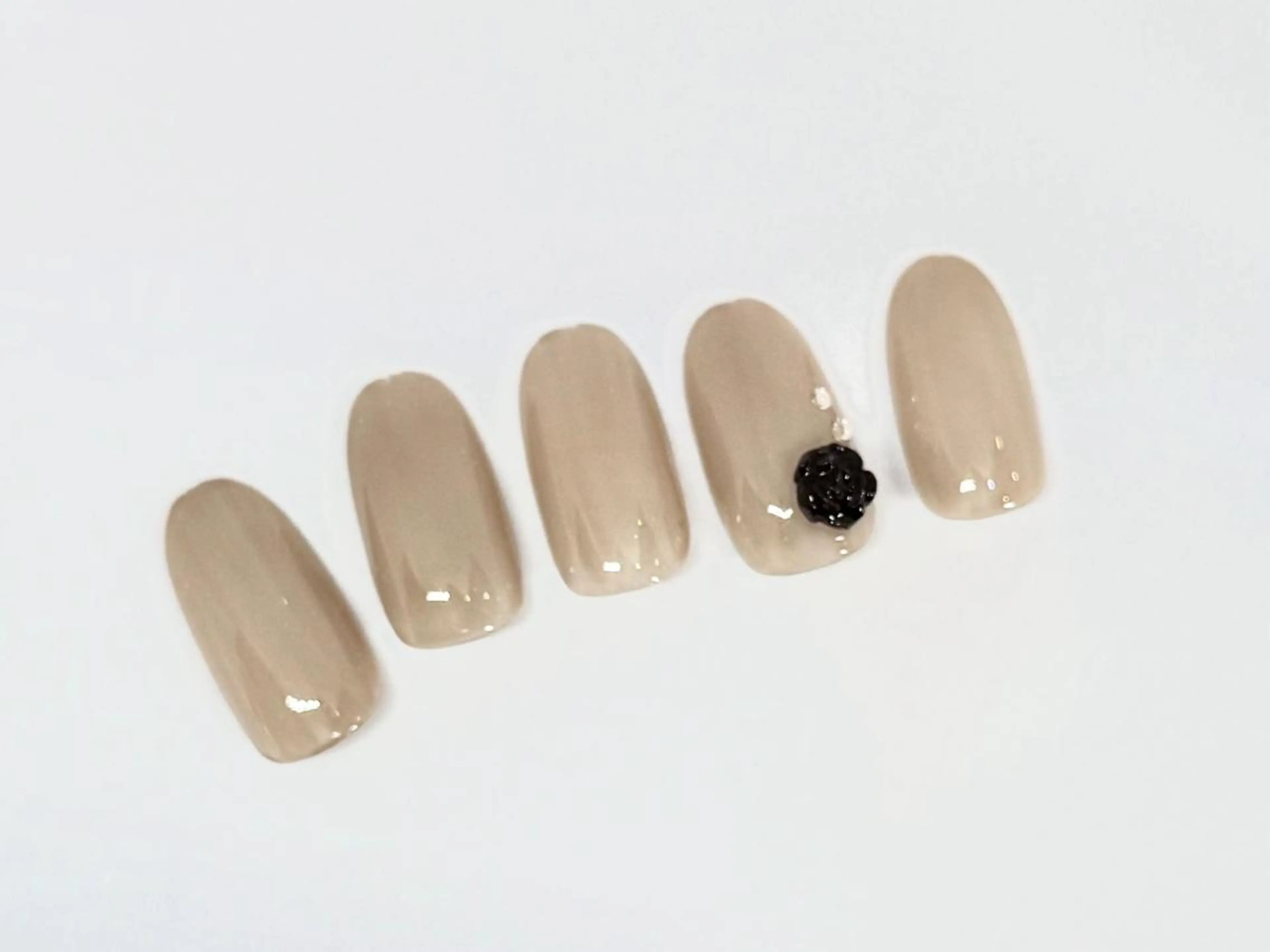 ネイル 長さ出し フラッシュネイル フットネイル フレンチネイル ジェルネイル 【山岡】 ロイヤル•セラピストのネイルデザイン