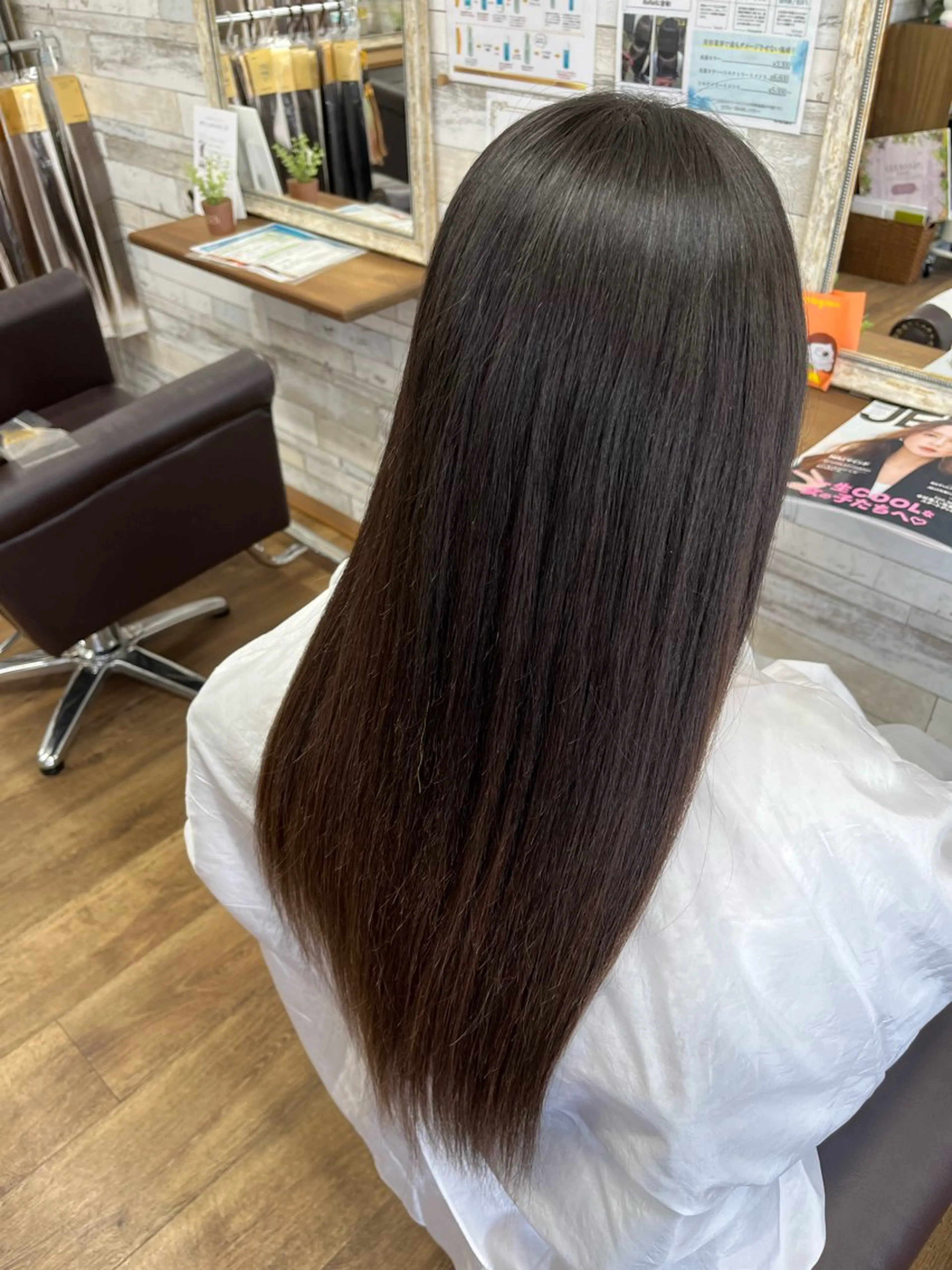 ロング Reflet RENAのヘアスタイル