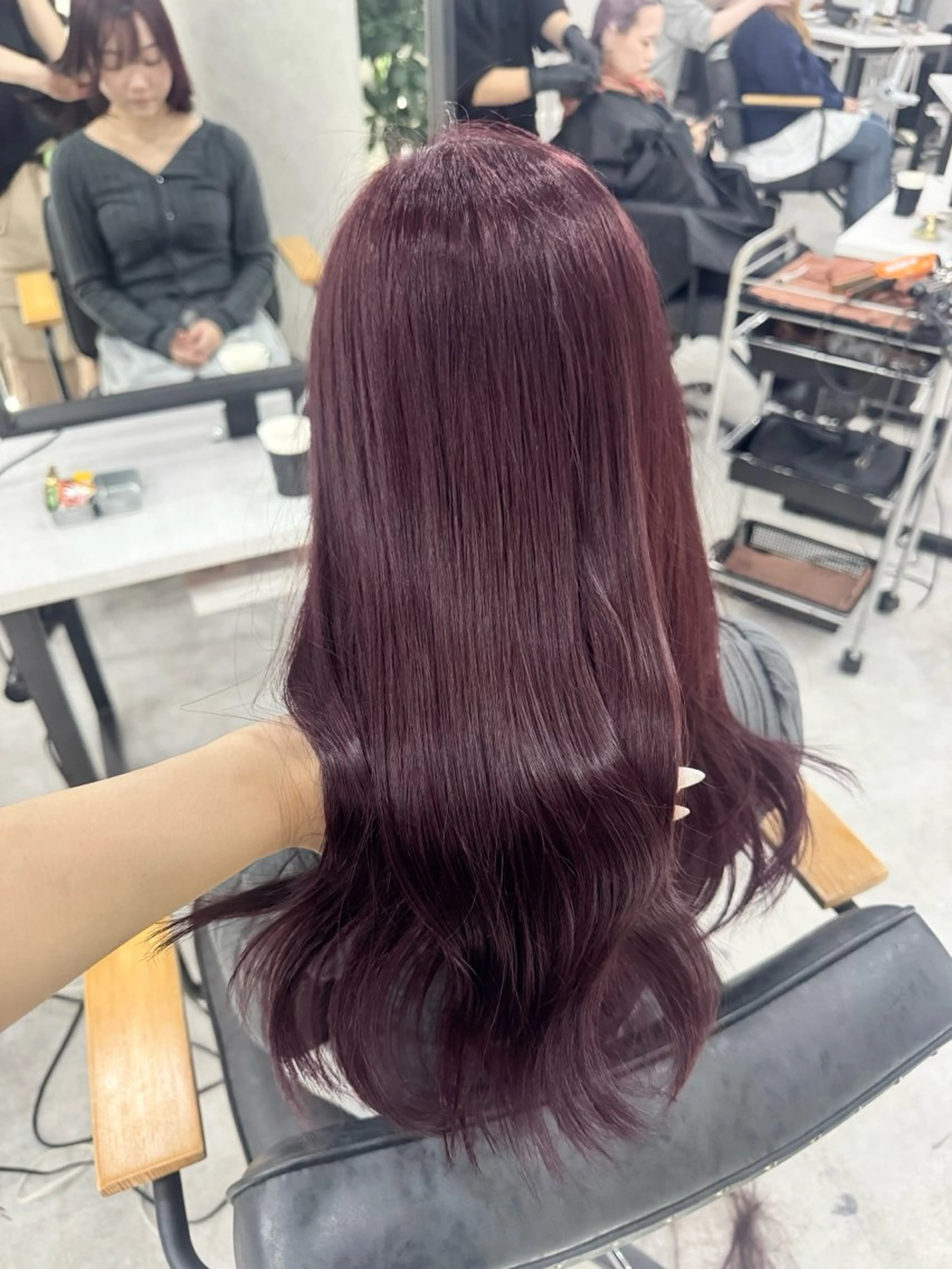 ロング カラー ブリーチ ラベンダーカラー ブリーチなしカラー ピンクカラー ピンクラベンダー カット ヘアカラー トリートメント 赤み無し柔らかカラー 【梅田】madokaのヘアスタイル