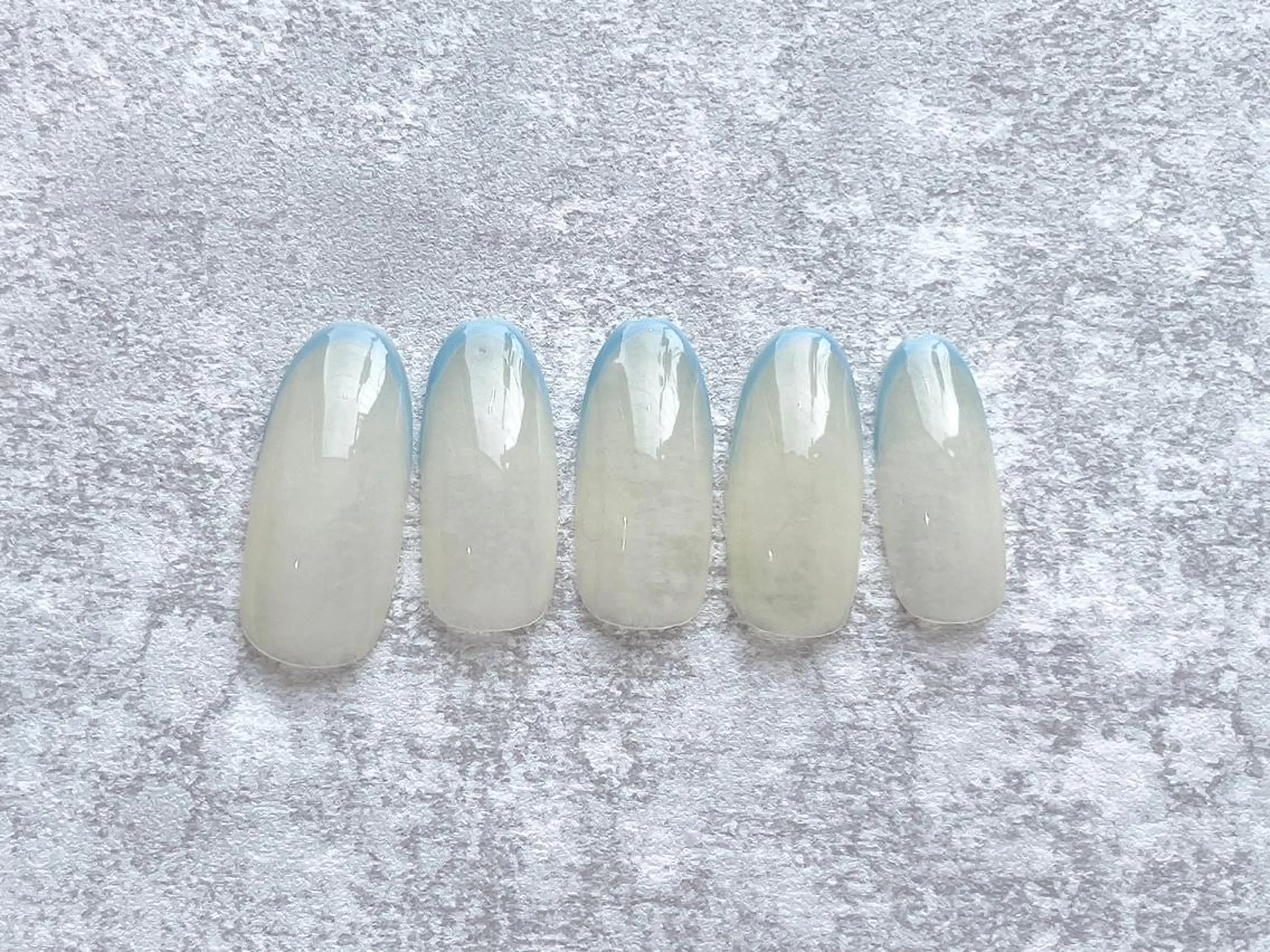 ネイル フレンチネイル Carrefour SARINAのマツエク・マツパデザイン