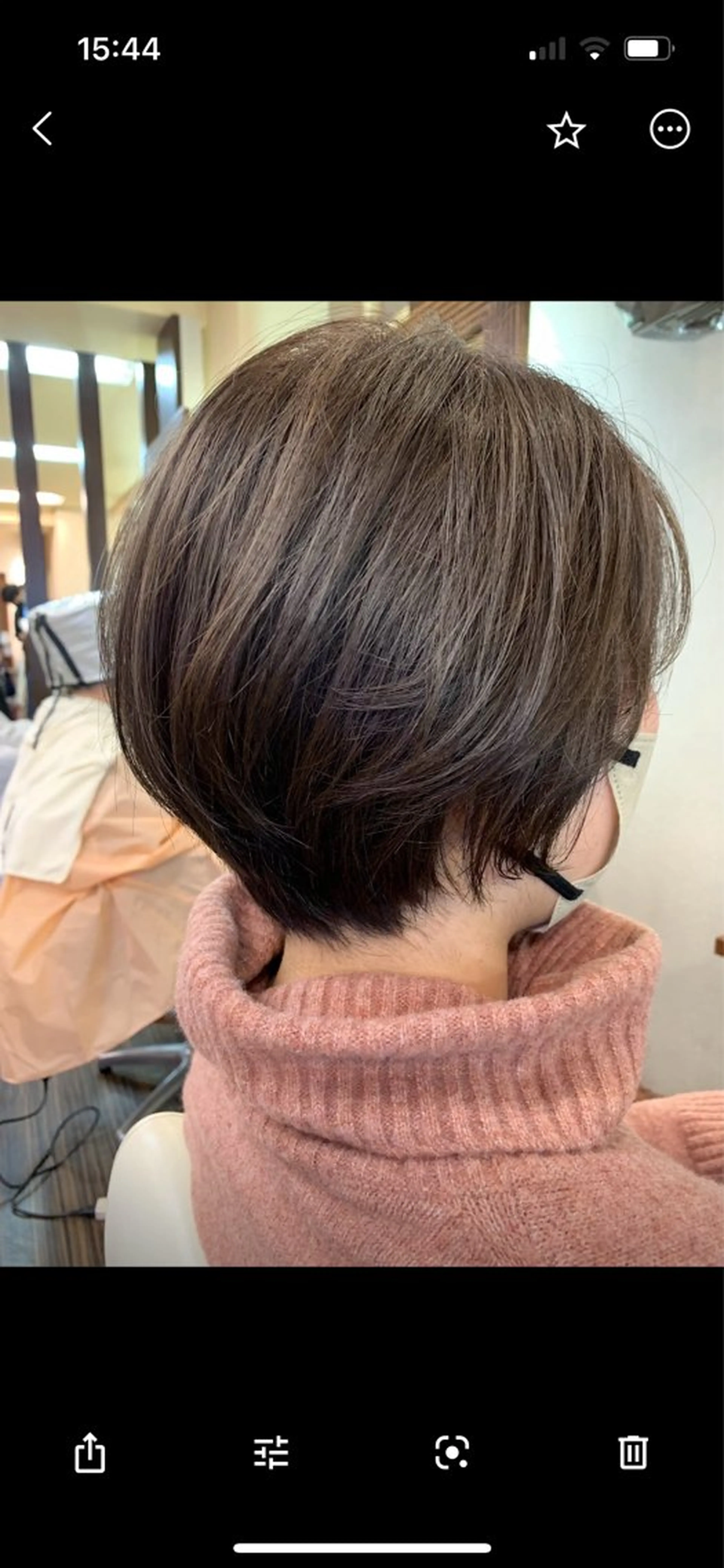 ショート カット ヘアカラー トリートメント 高松 歩のヘアスタイル