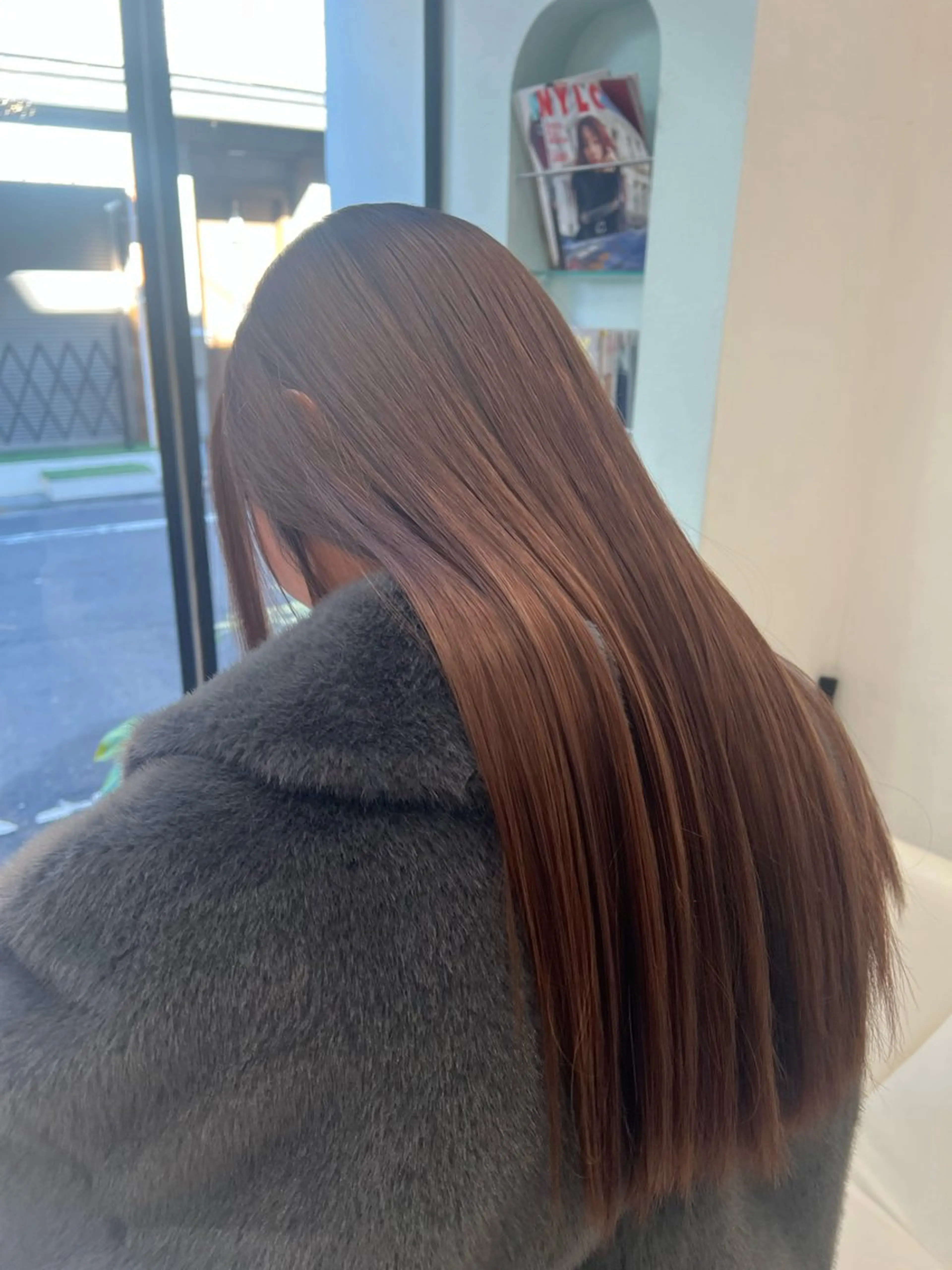 ミディアム カラー ヘアカラー 堀井 凌平のヘアスタイル