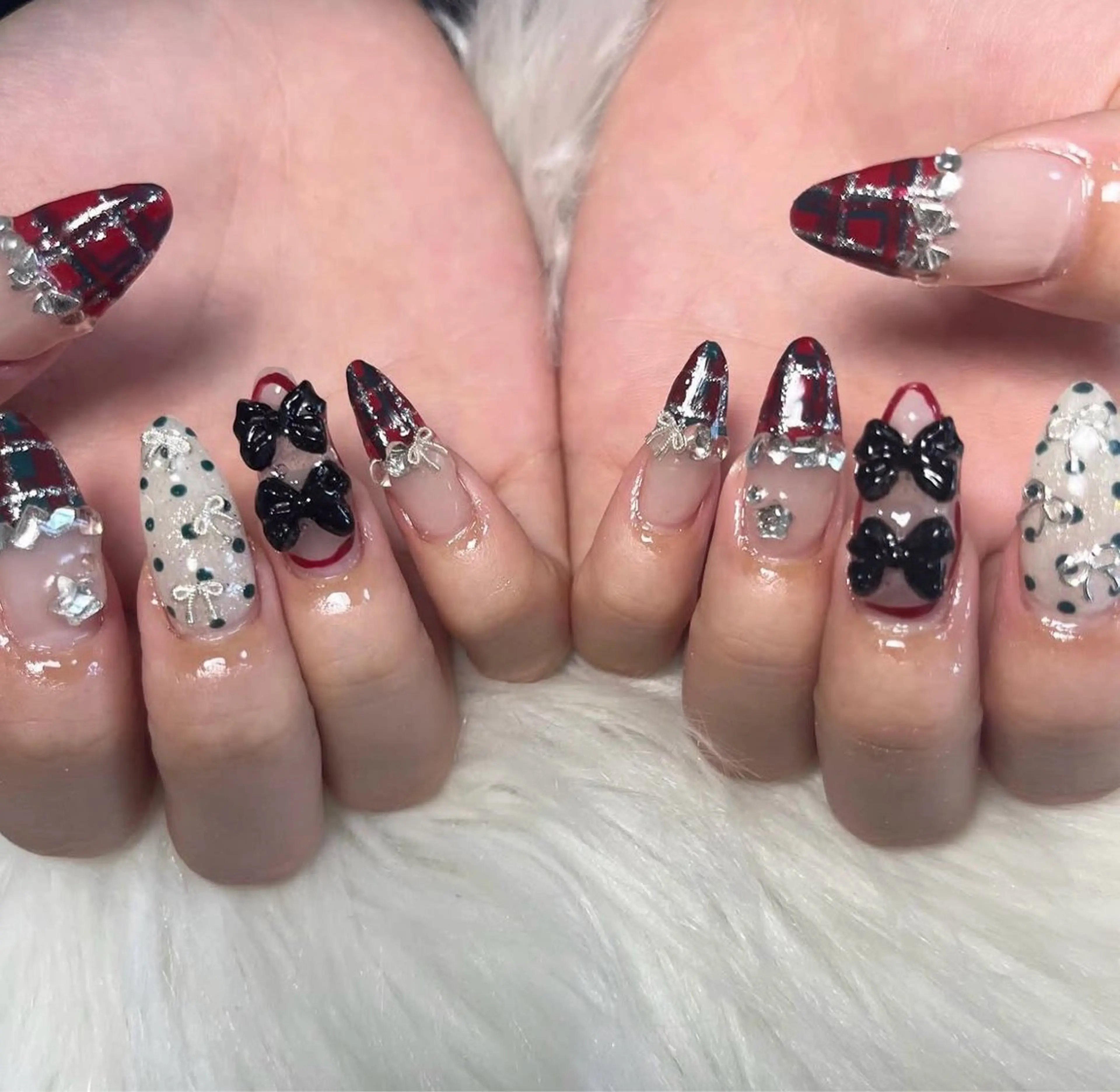 ネイル ハンドネイル Rureri .のネイルデザイン