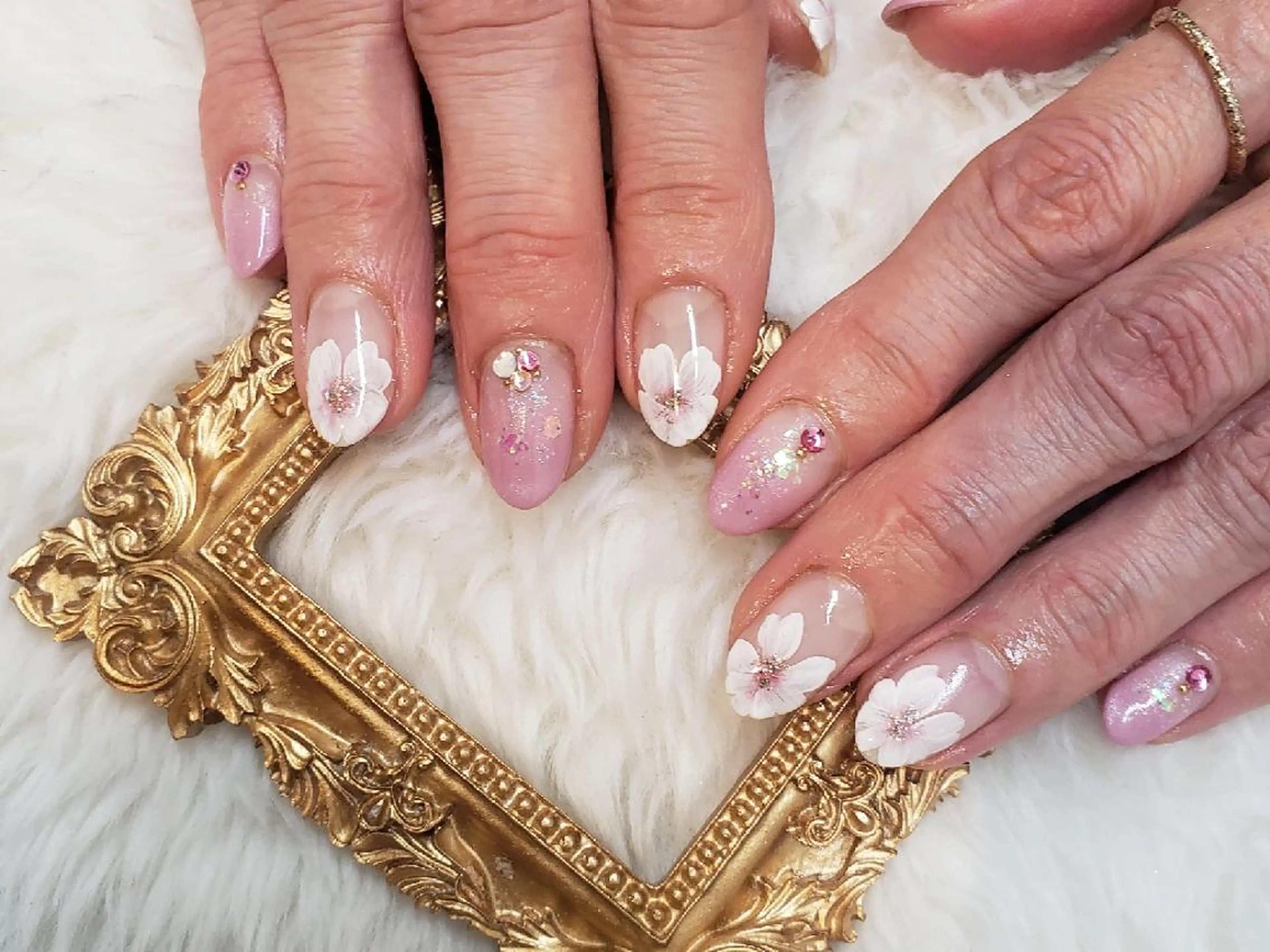 ネイル 花田 茜のネイルデザイン