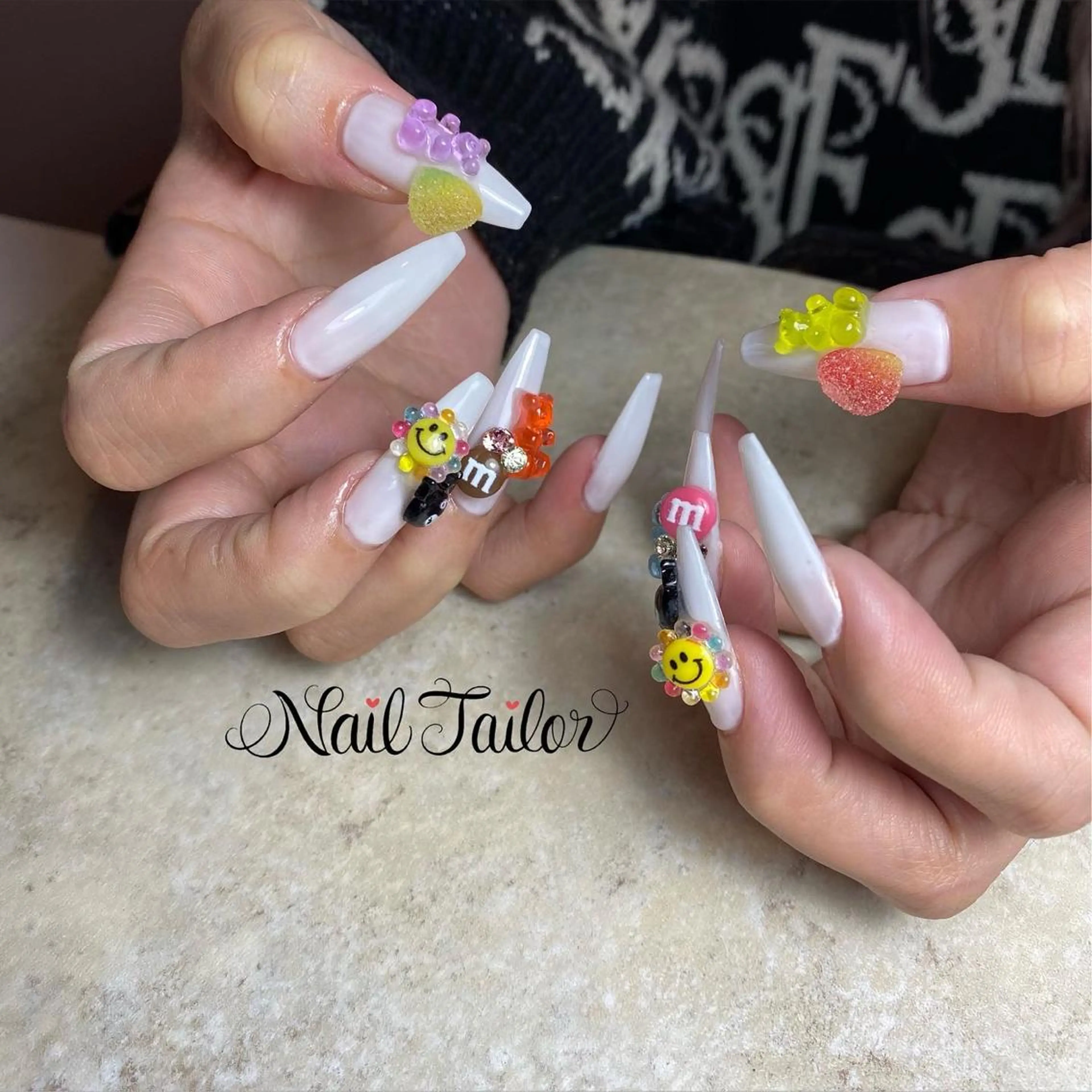 ネイル 長さ出し ワンカラーネイル ネイルチップ ホワイト NailTailor ネイルテイラーのネイルデザイン