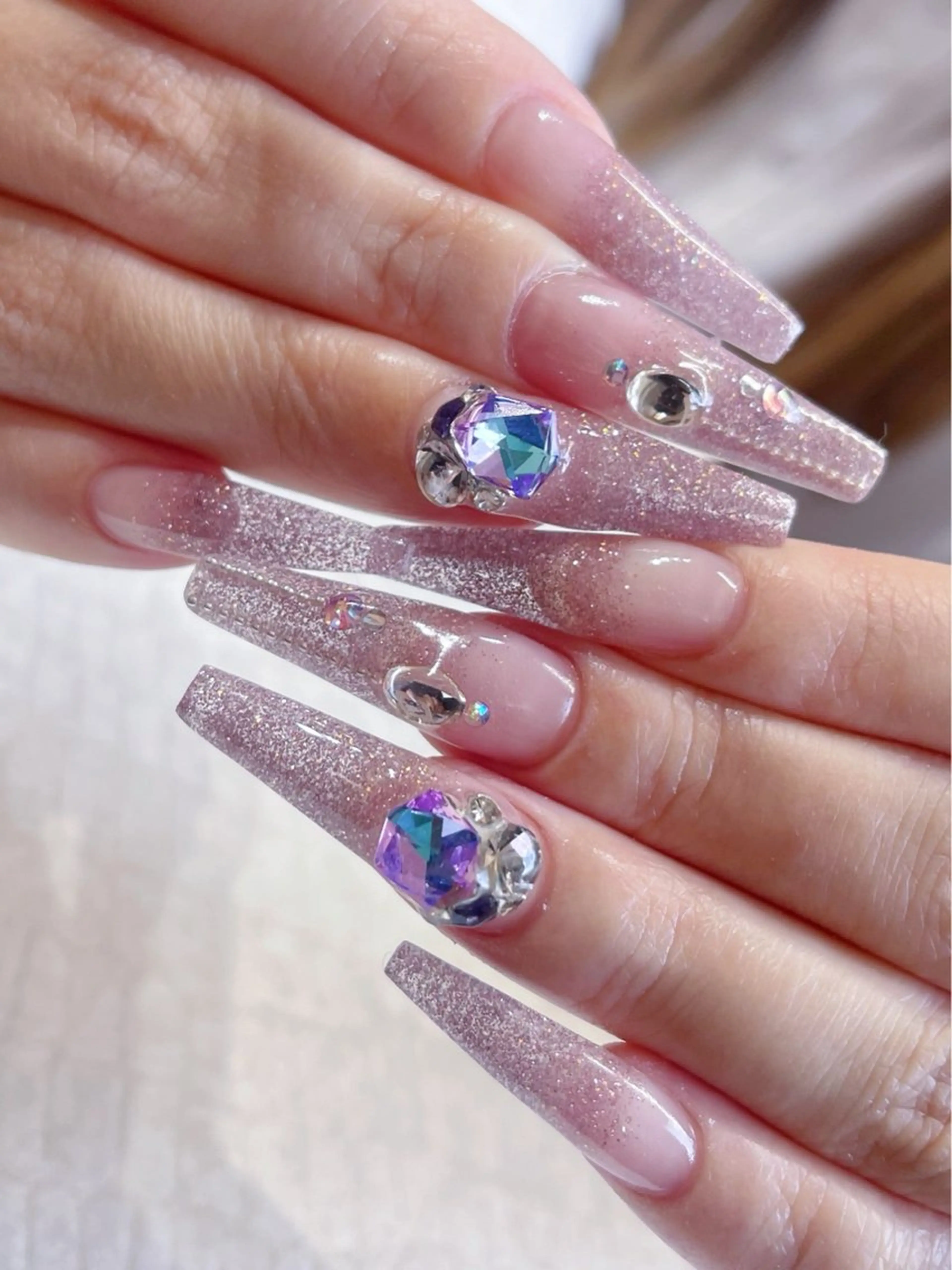 １日１名様限定／ご新規様限定／4月5月限定🌸グラデーションスカルプ長さ出し５本ストーンパーツ無制限乗せ放題の写真