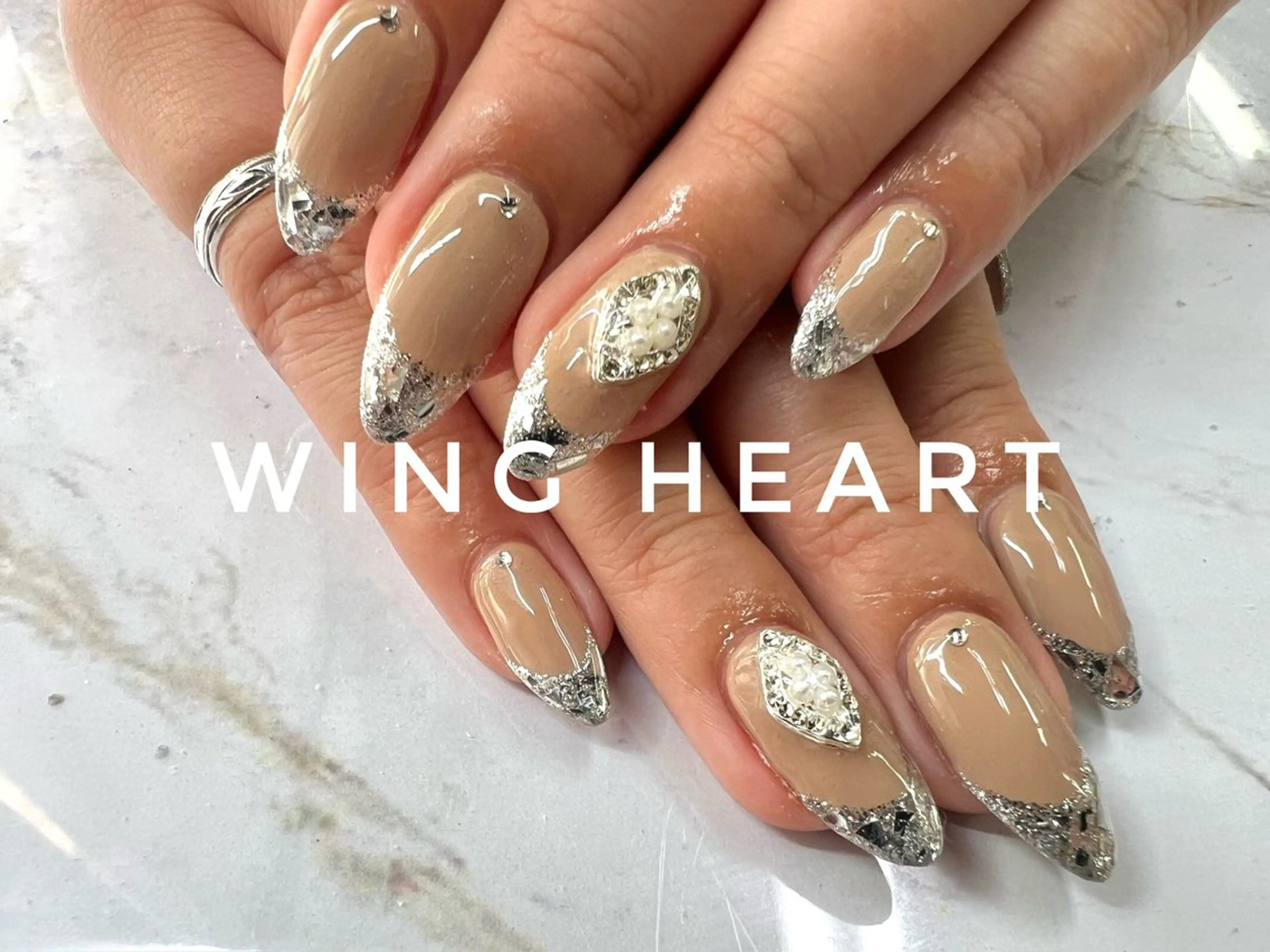 ネイル I. AYUMIのネイルデザイン