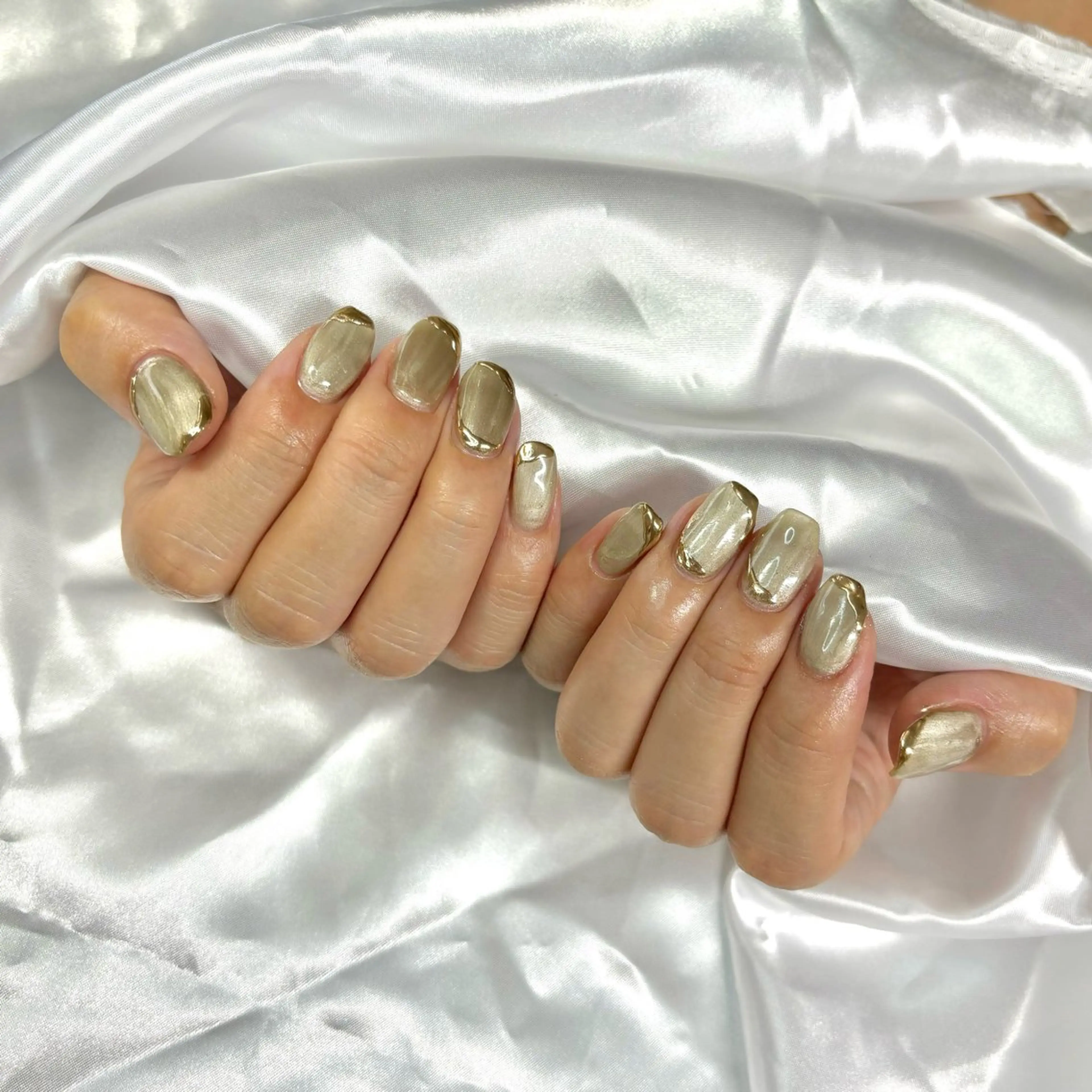 ネイル ゴールド マグネットネイル ミラーネイル 持ち込み 山田 麻樹のネイルデザイン