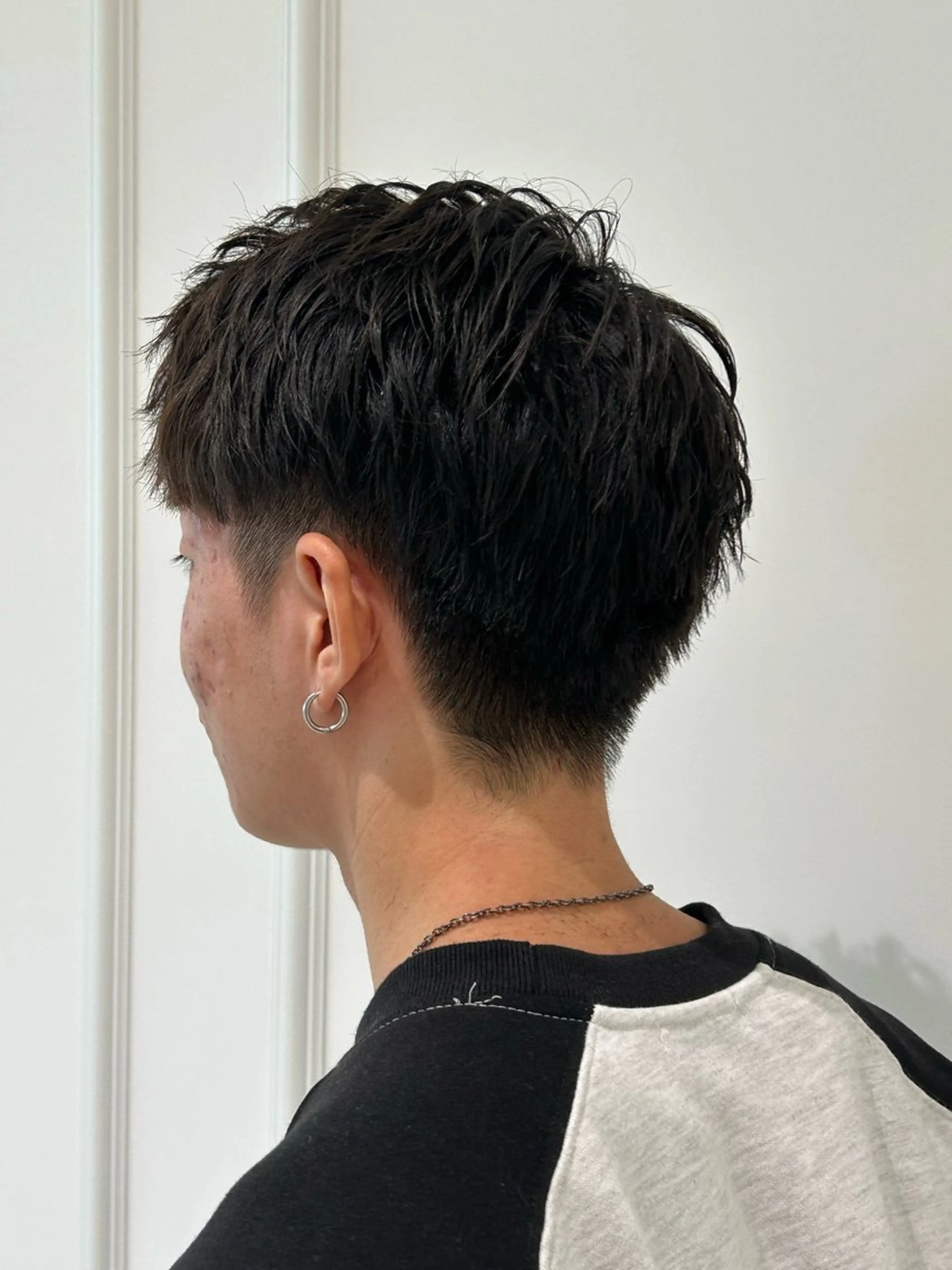 ショート メンズ スパイキーショート／ パーマ平松秀門のヘアスタイル