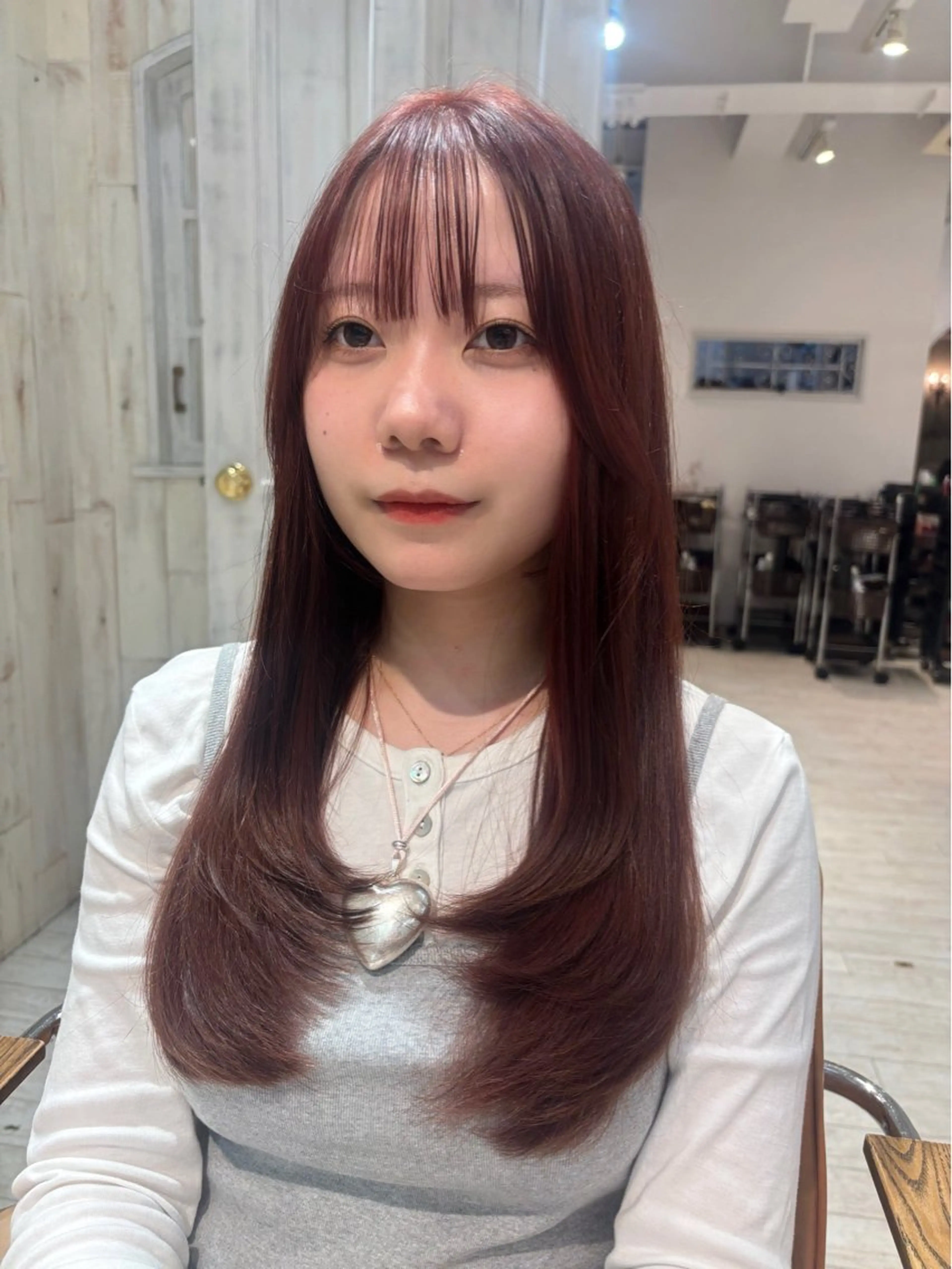 ロング 顔周りカット レイヤーカット カット レイヤーカット/ 透明感カラー🤍楓のヘアスタイル