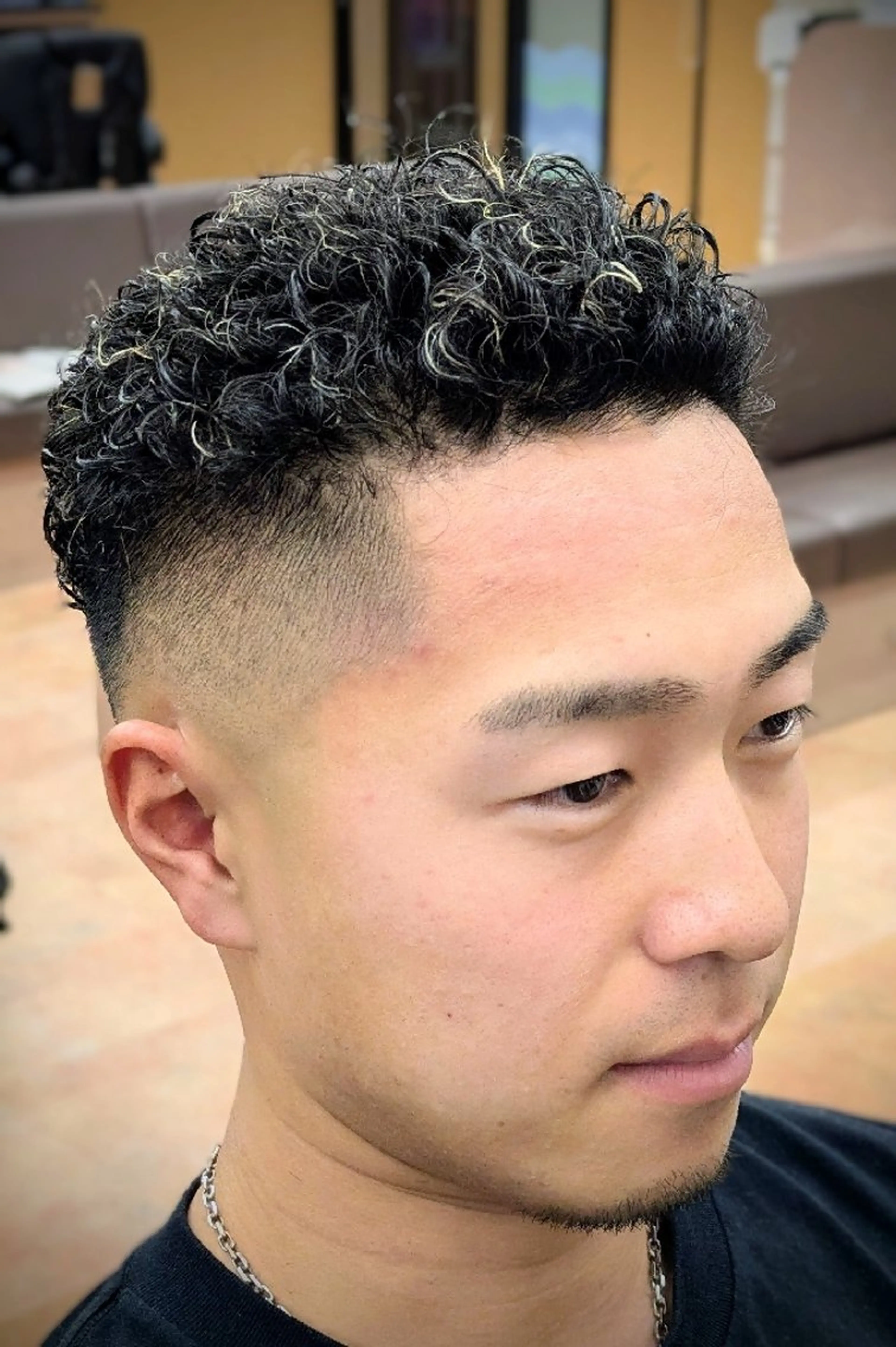 ショート パーマ 理容プラージュ燕三条 福井のヘアスタイル