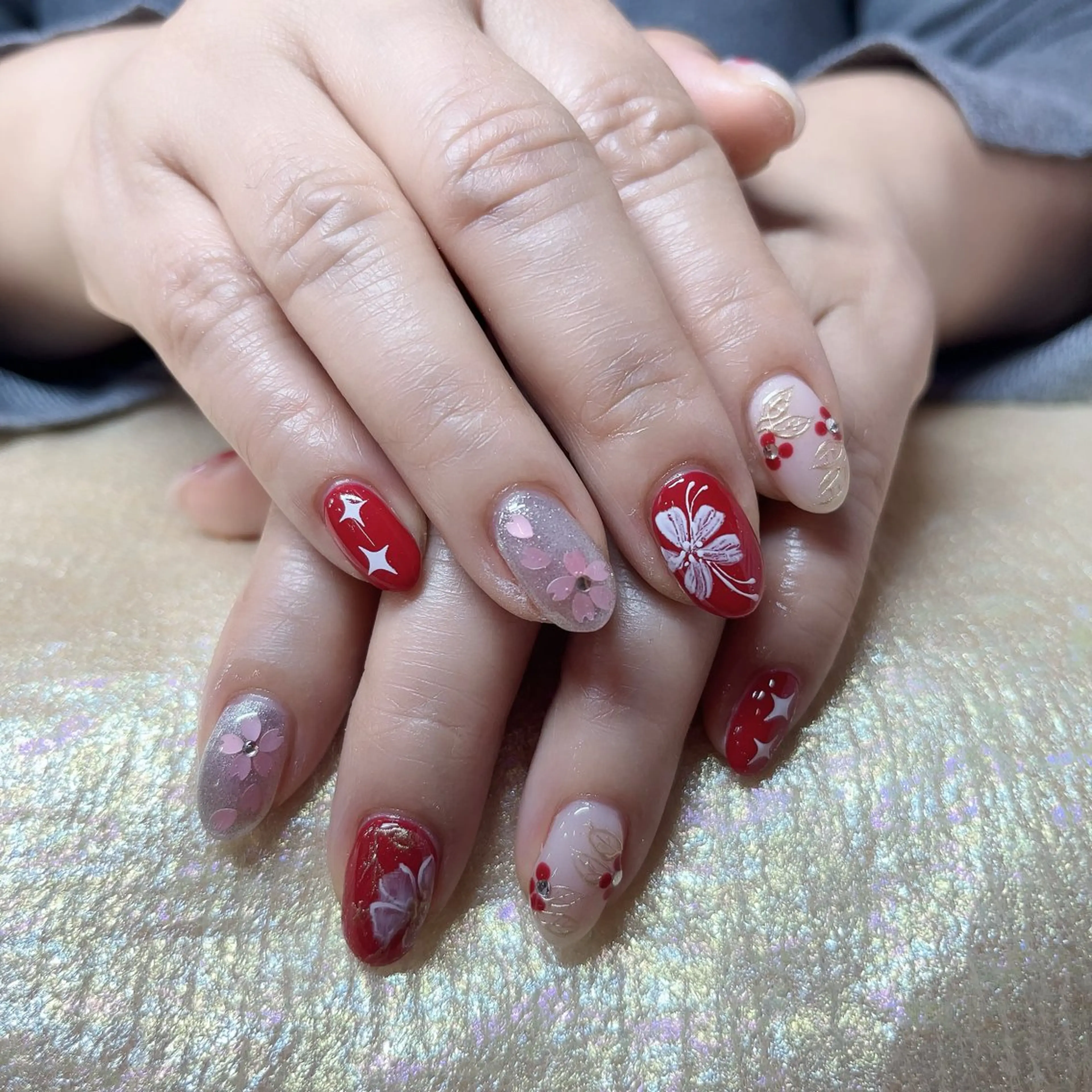 ネイル ハンドネイル MoonNail ユリ🌸のネイルデザイン