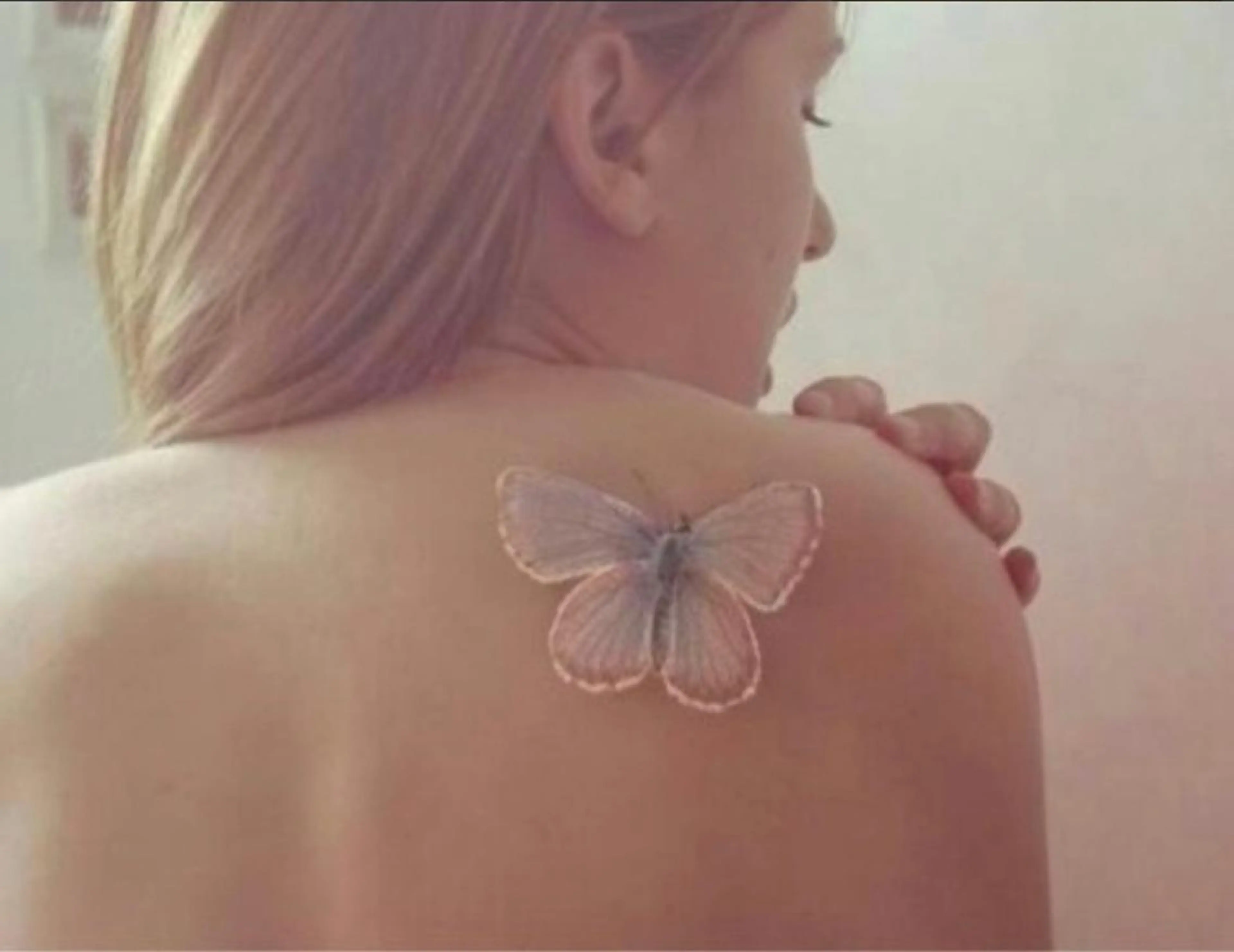 【うなじwax脱毛✨】気になるうなじをスッキリ🌟の写真