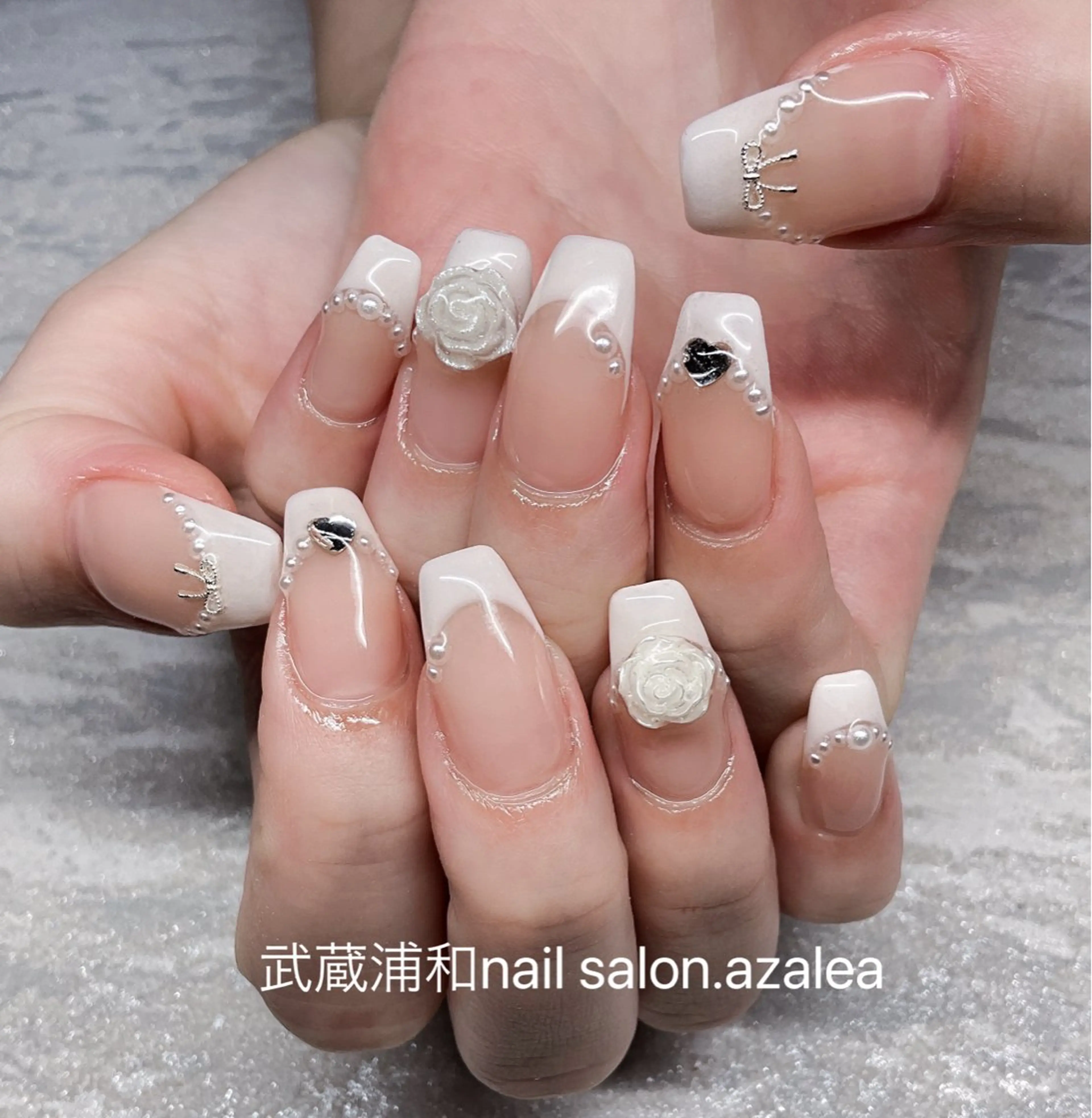 ネイル ハンドネイル R inのネイルデザイン