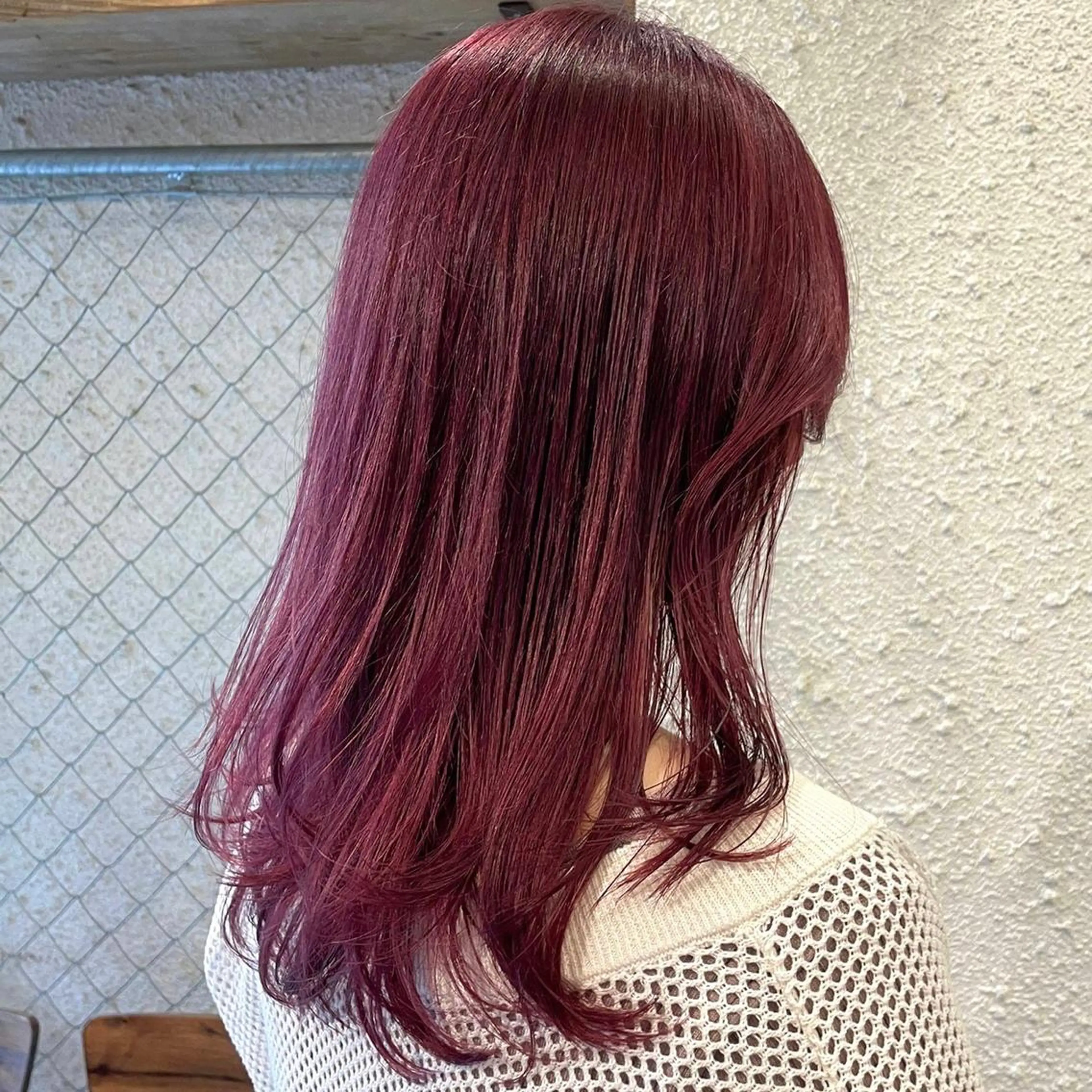 セミロング カラー ヘアアレンジ ピンクカラー カット トリートメント ヘッドスパ ヘアセット 押切 響 のヘアスタイル